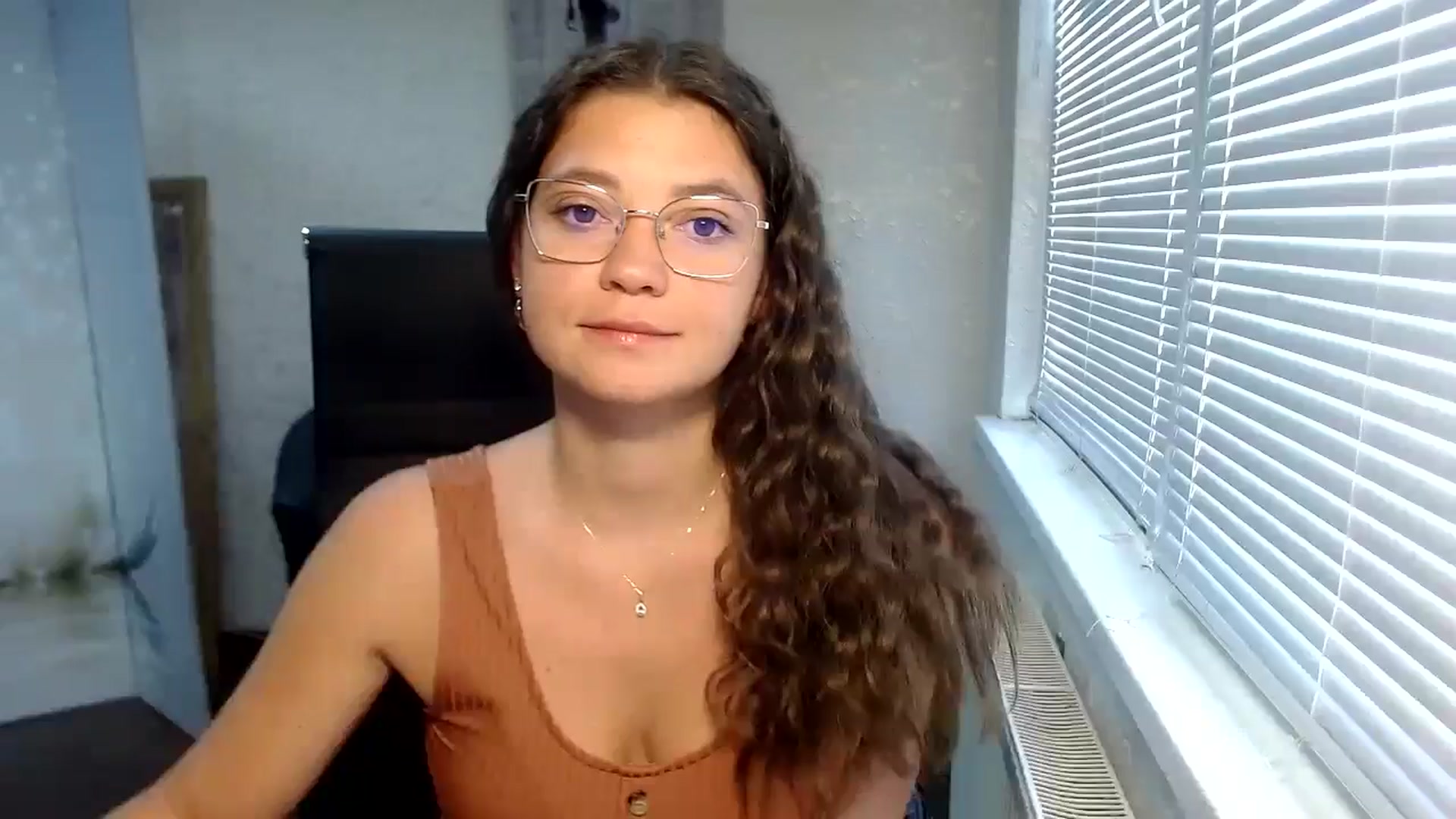 Gallery image thumbnail from SweetArinaA's myfreecams stream on, 09/09/2024, 09:56 image 2 of 20