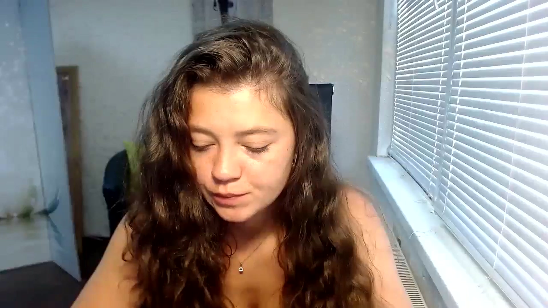 Gallery image thumbnail from SweetArinaA's myfreecams stream on, 09/09/2024, 14:00 image 5 of 20