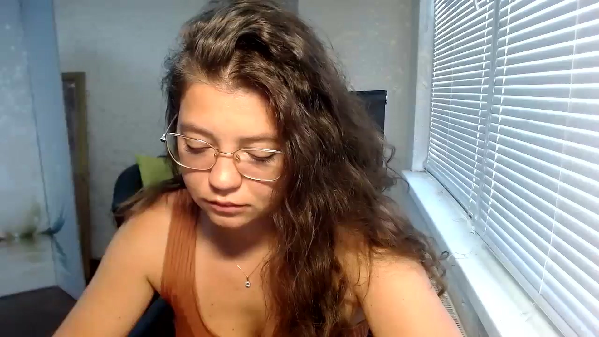 Gallery image thumbnail from SweetArinaA's myfreecams stream on, 09/09/2024, 14:00 image 7 of 20