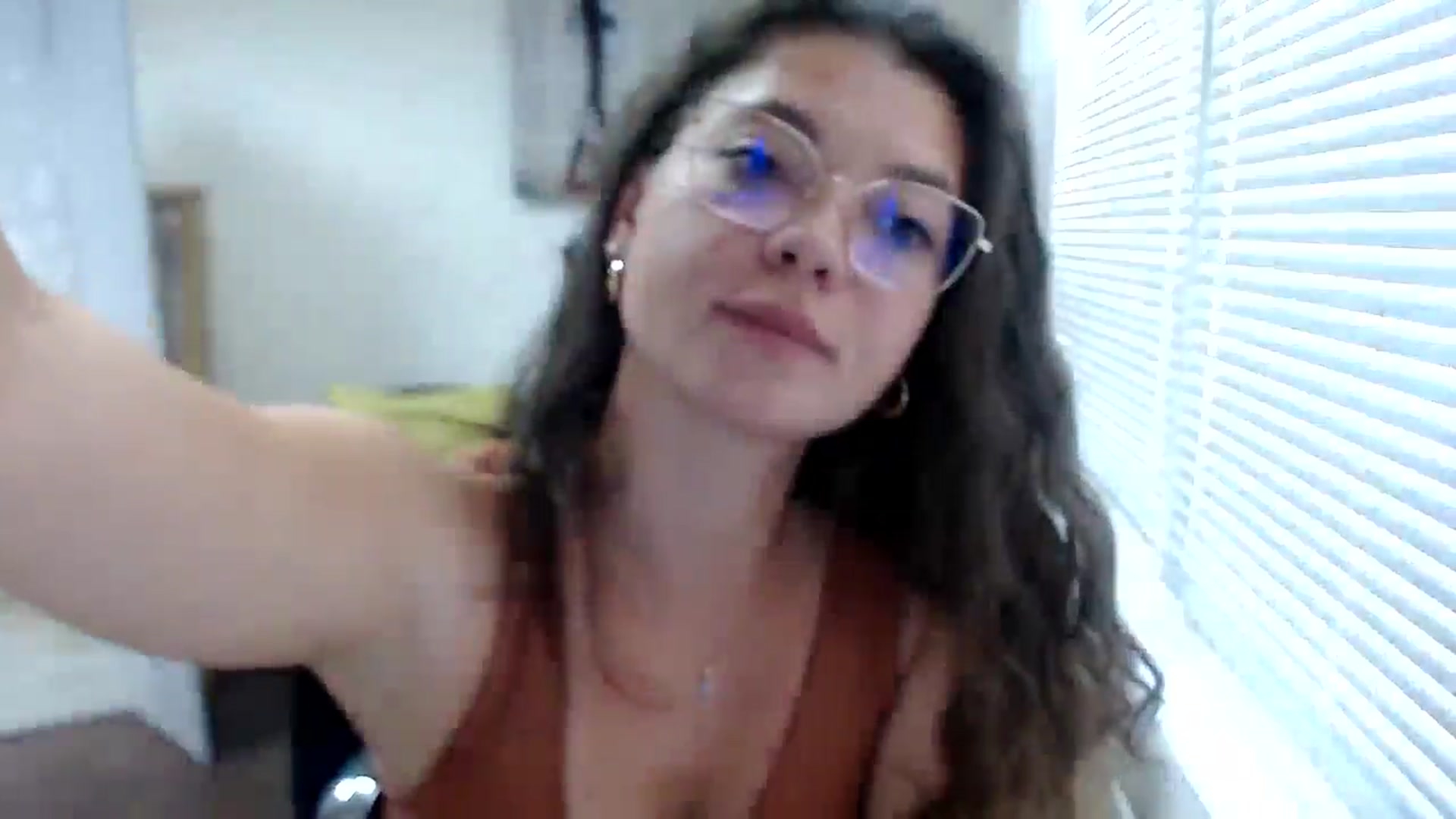 Gallery image thumbnail from SweetArinaA's myfreecams stream on, 09/09/2024, 14:00 image 17 of 20