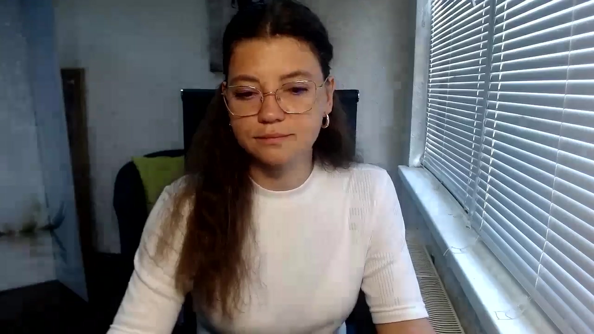 Gallery image thumbnail from SweetArinaA's myfreecams stream on, 09/10/2024, 09:15 image 2 of 20