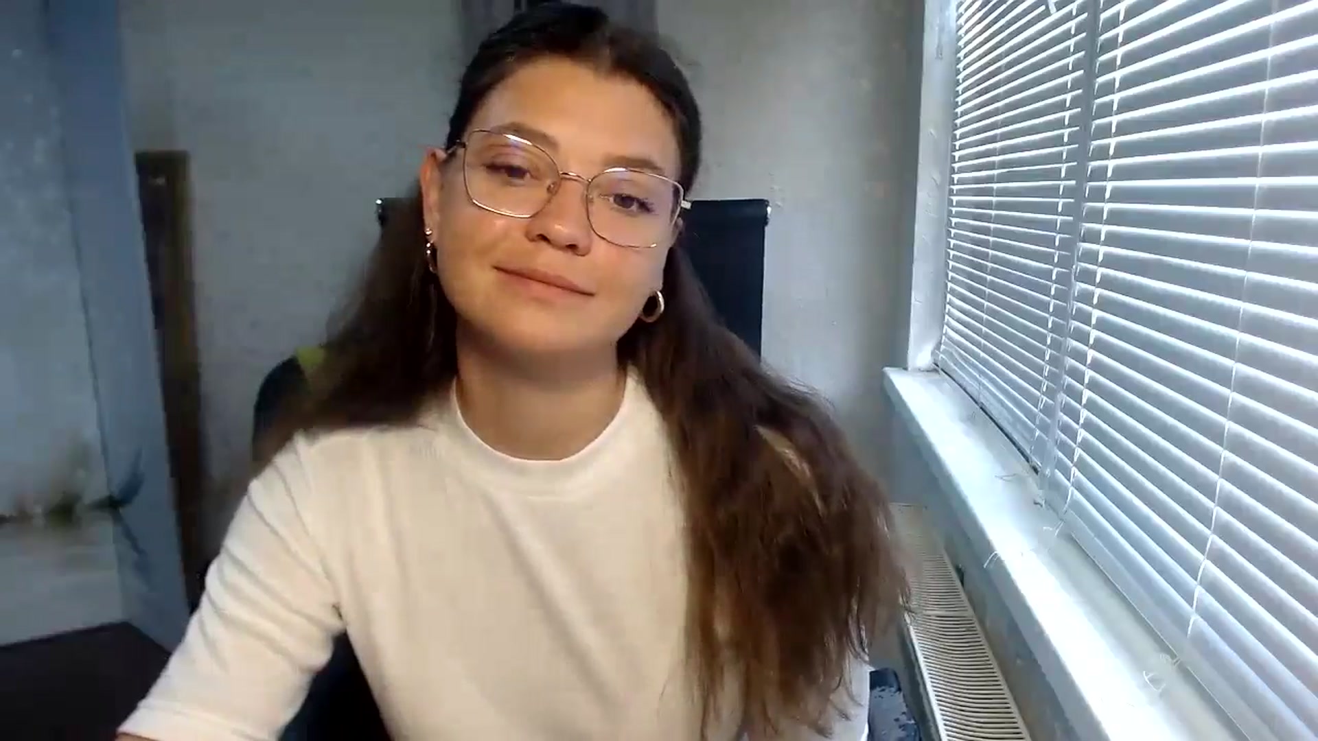 Gallery image thumbnail from SweetArinaA's myfreecams stream on, 09/10/2024, 09:15 image 5 of 20