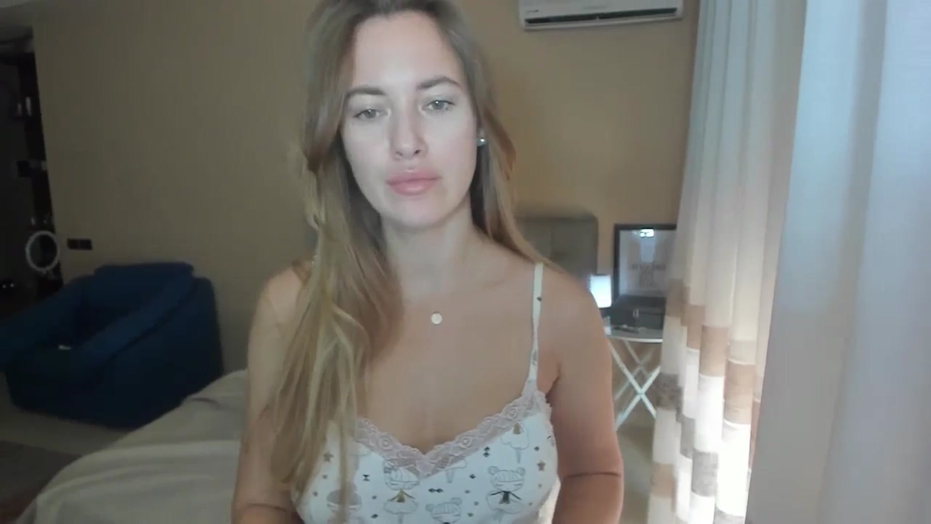 Gallery image thumbnail from SweetBlonde20's myfreecams stream on, 08/30/2023, 13:32 image 6 of 20