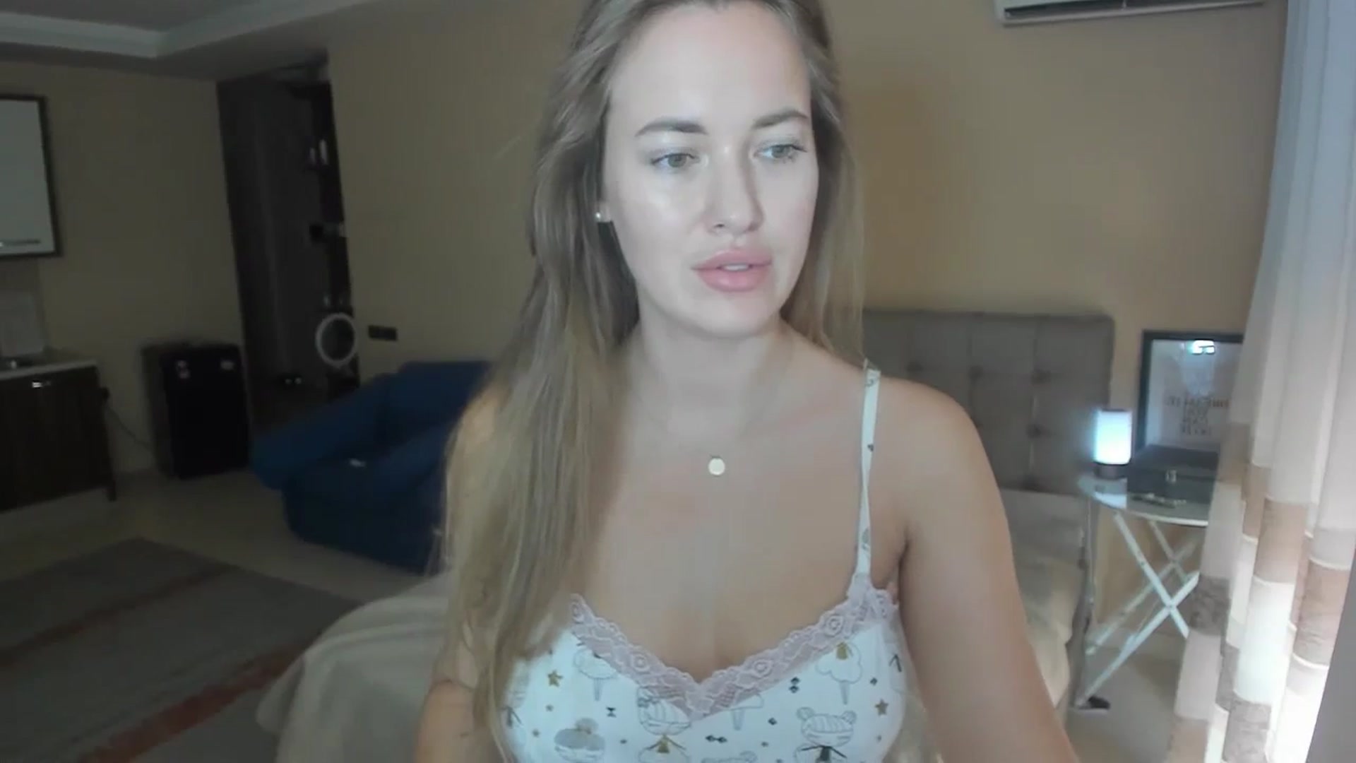 Gallery image thumbnail from SweetBlonde20's myfreecams stream on, 08/30/2023, 13:32 image 7 of 20
