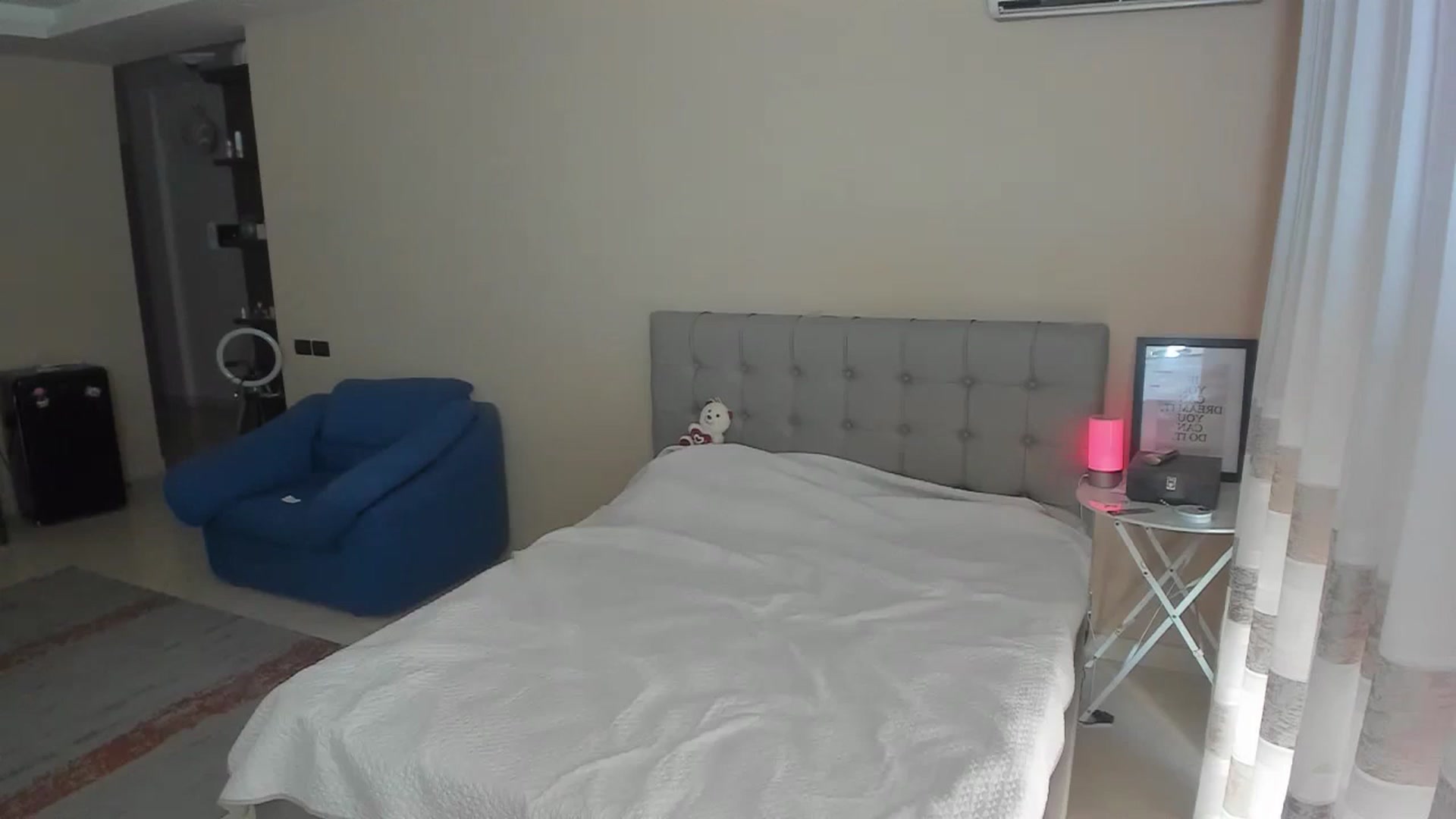 Gallery image thumbnail from SweetBlonde20's myfreecams stream on, 09/02/2023, 14:53 image 12 of 20