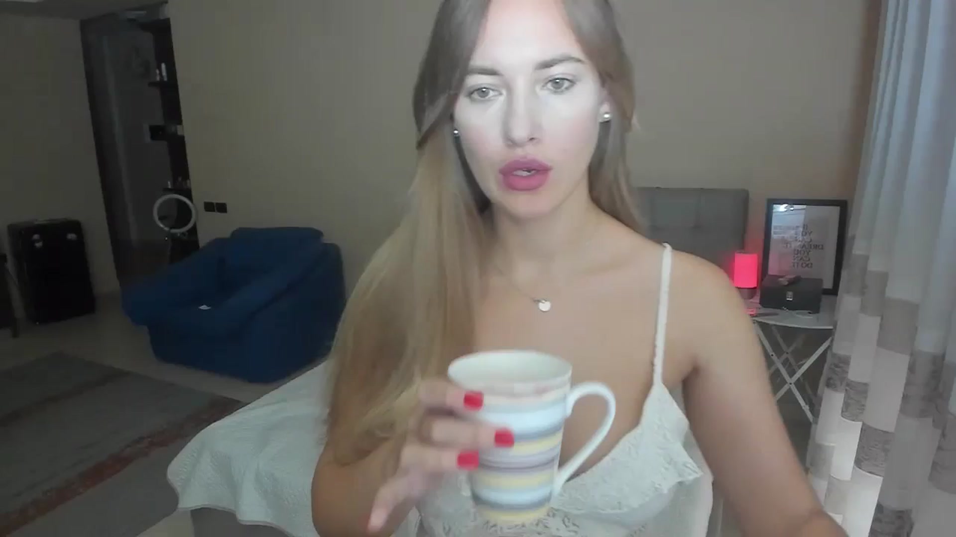 Gallery image thumbnail from SweetBlonde20's myfreecams stream on, 09/02/2023, 16:22 image 7 of 20