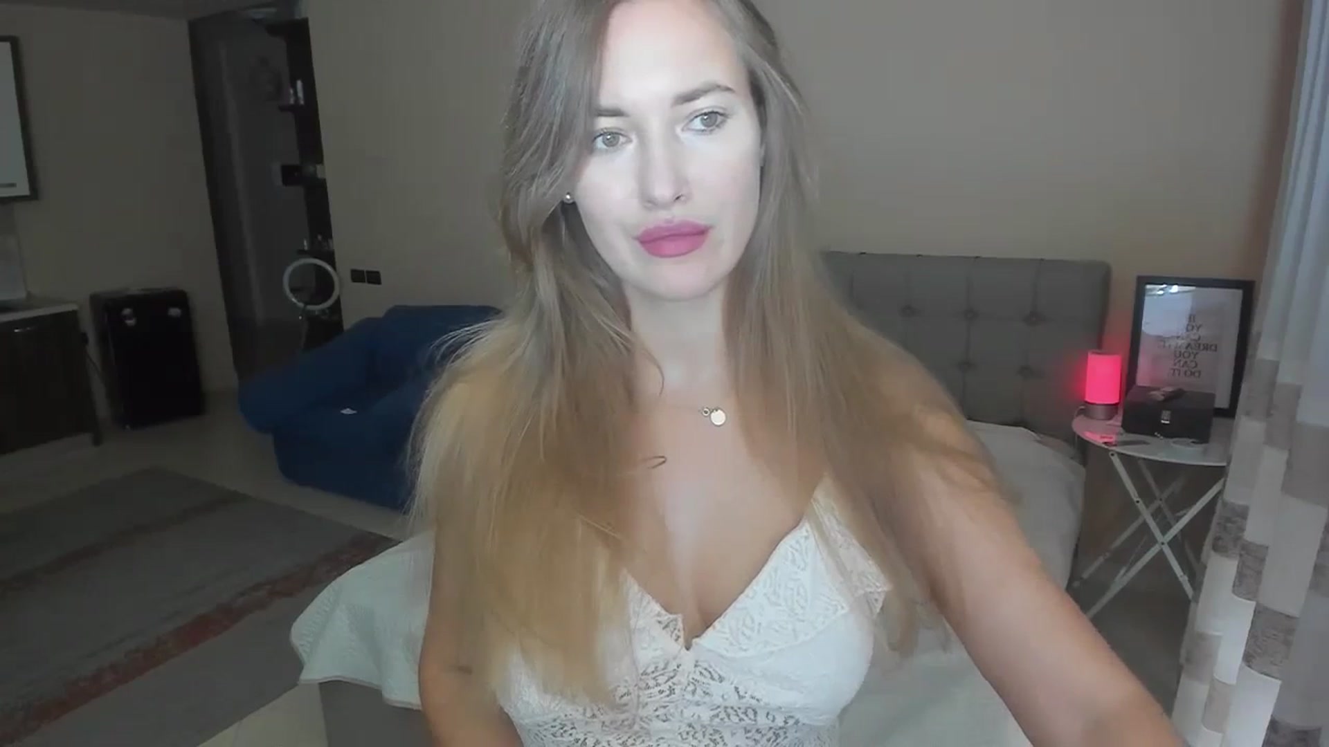 Gallery image thumbnail from SweetBlonde20's myfreecams stream on, 09/02/2023, 16:22 image 16 of 20