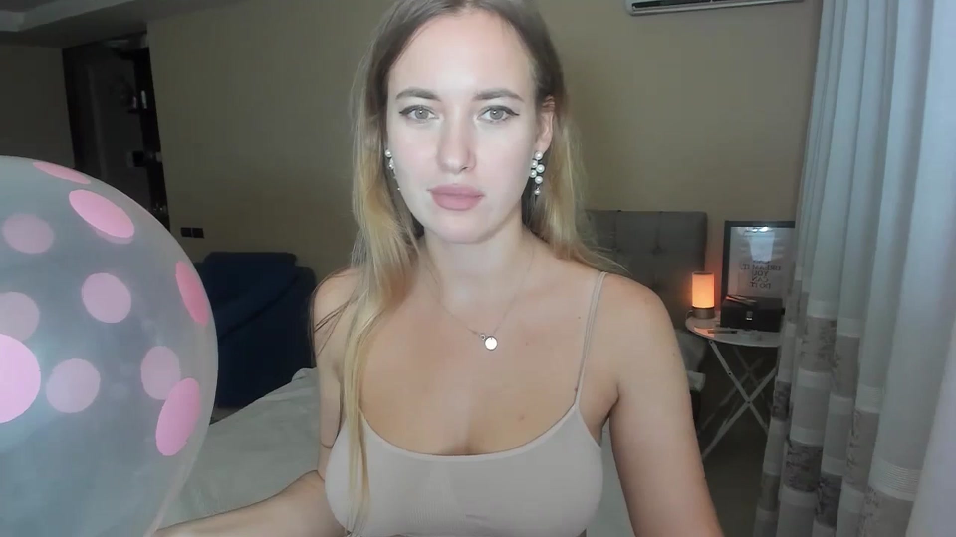 Gallery image thumbnail from SweetBlonde20's myfreecams stream on, 09/09/2023, 17:31 image 3 of 20