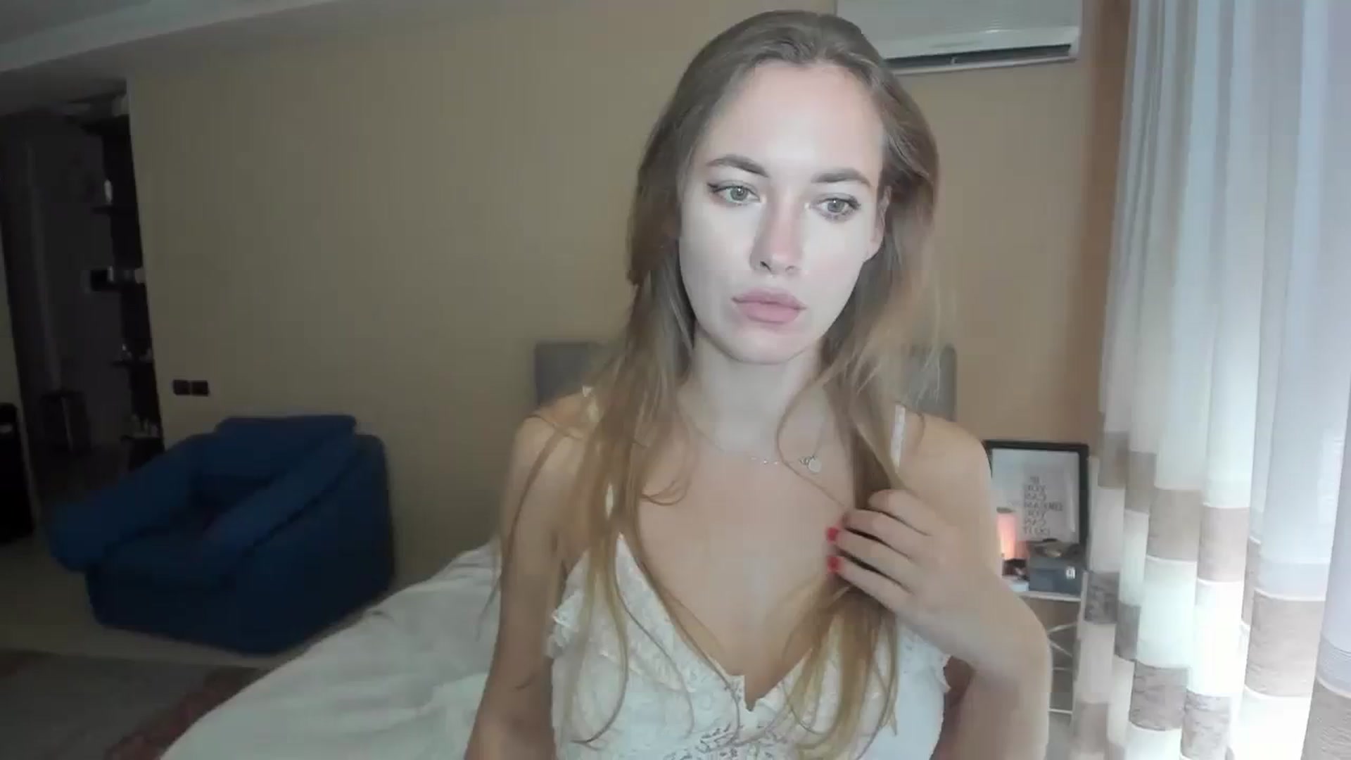 Gallery image thumbnail from SweetBlonde20's myfreecams stream on, 09/17/2023, 11:57 image 1 of 20