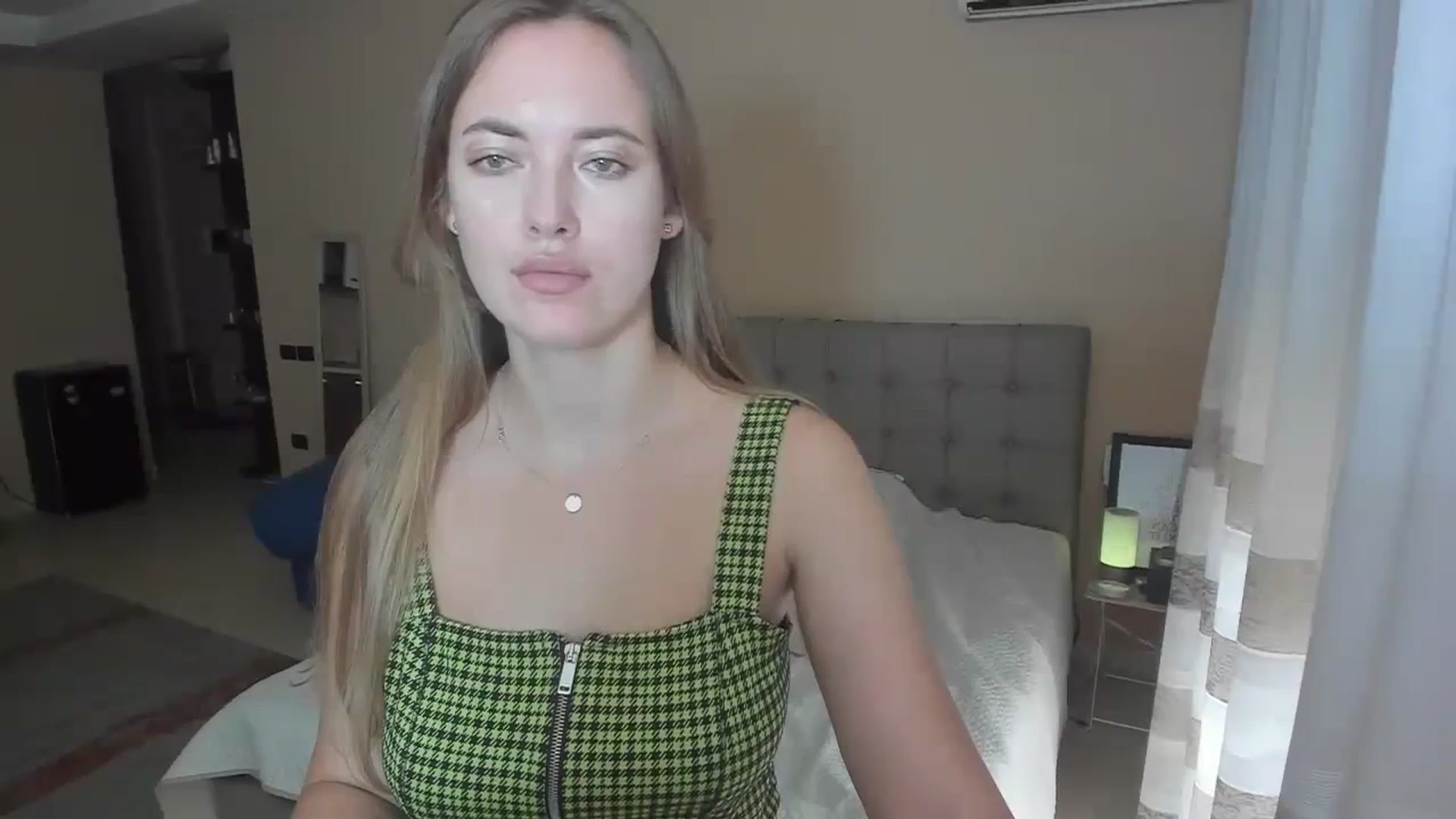 Gallery image thumbnail from SweetBlonde20's myfreecams stream on, 09/20/2023, 11:50 image 8 of 20