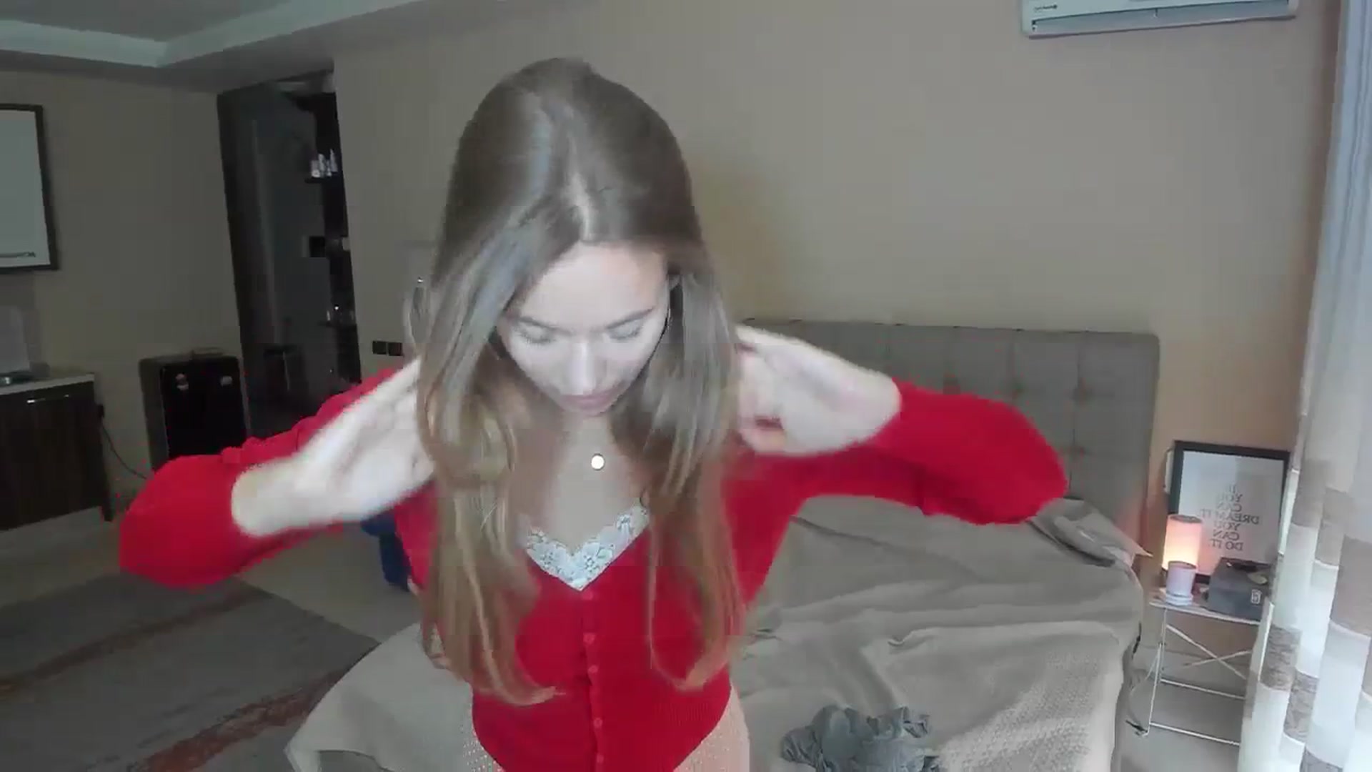 Gallery image thumbnail from SweetBlonde20's myfreecams stream on, 09/24/2023, 14:25 image 8 of 20