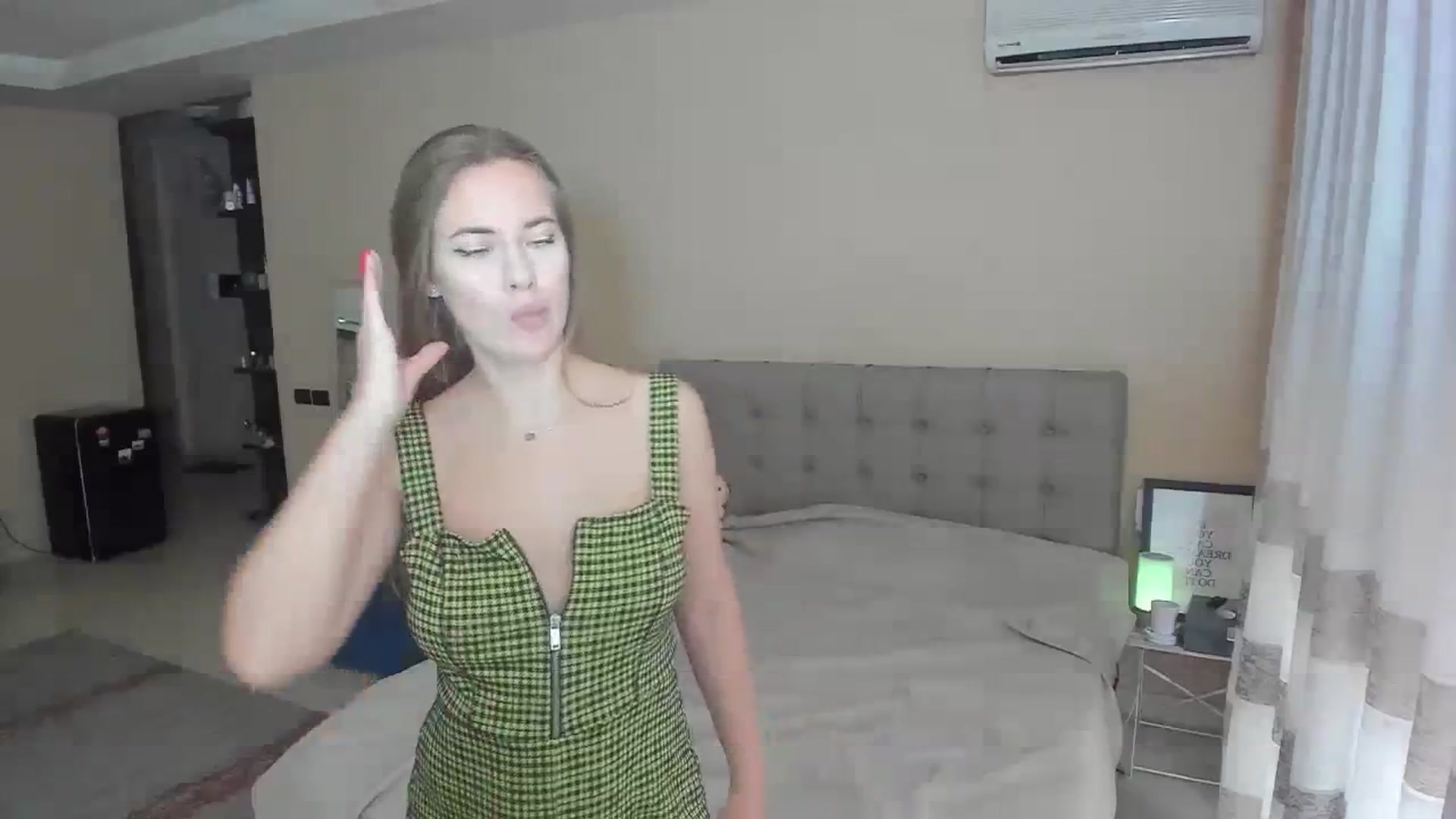 Gallery image thumbnail from SweetBlonde20's myfreecams stream on, 09/25/2023, 12:44 image 19 of 20