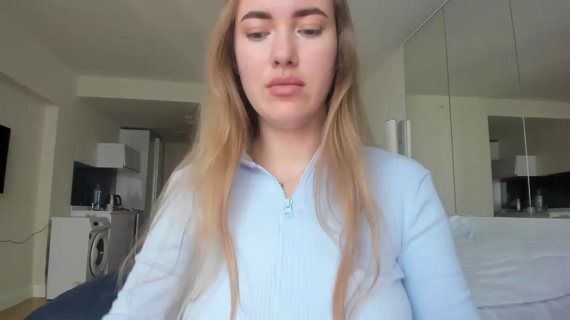 Gallery image thumbnail from SweetBlonde20's myfreecams stream on, 10/30/2023, 13:56 image 7 of 20