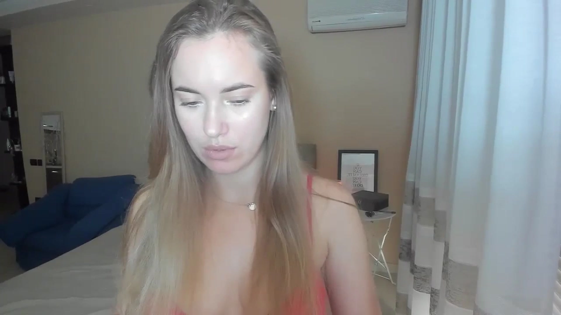 Gallery image thumbnail from SweetBlonde20's myfreecams stream on, 11/05/2023, 14:34 image 16 of 20