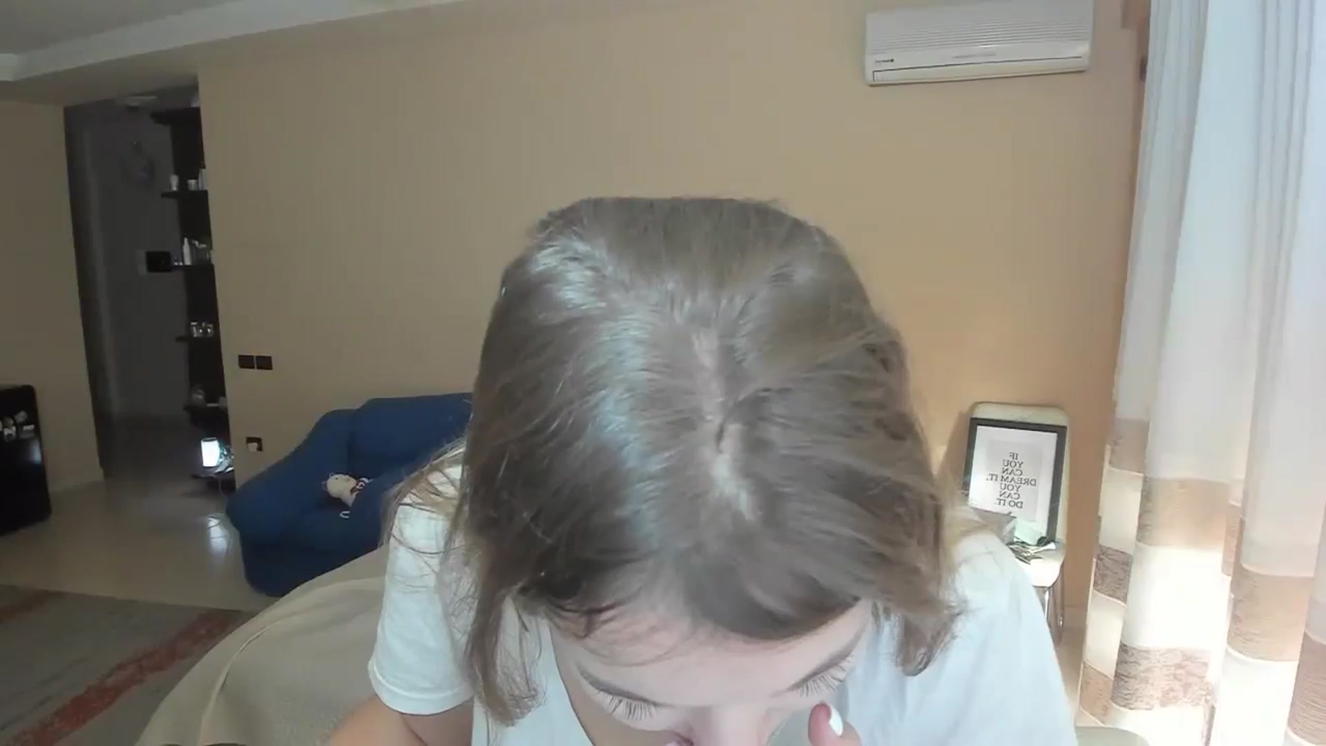 Gallery image thumbnail from SweetBlonde20's myfreecams stream on, 02/04/2024, 14:54 image 14 of 20