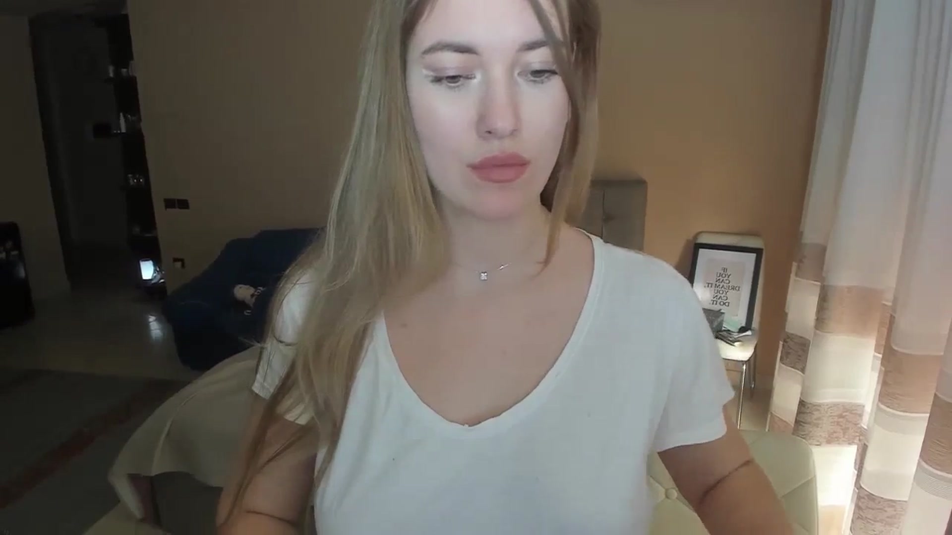 Gallery image thumbnail from SweetBlonde20's myfreecams stream on, 02/04/2024, 14:54 image 4 of 20