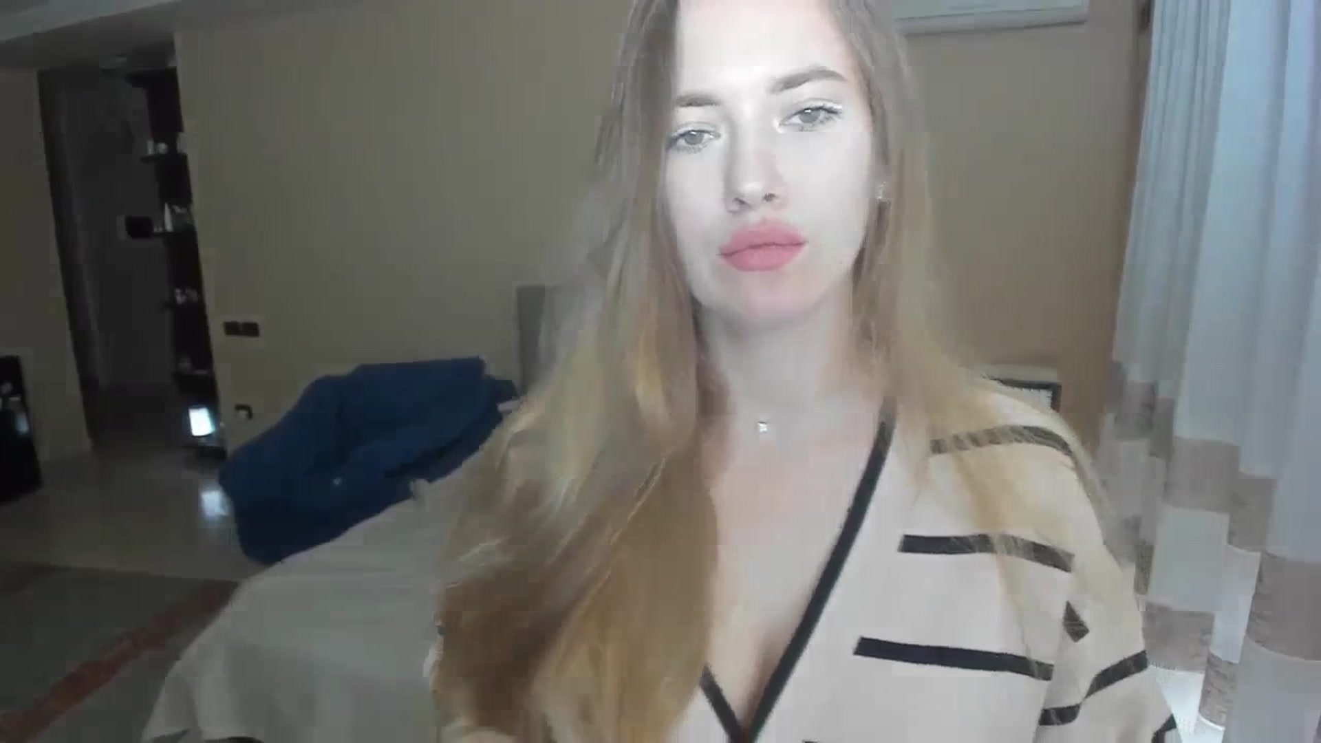 Gallery image thumbnail from SweetBlonde20's myfreecams stream on, 02/05/2024, 14:02 image 10 of 20