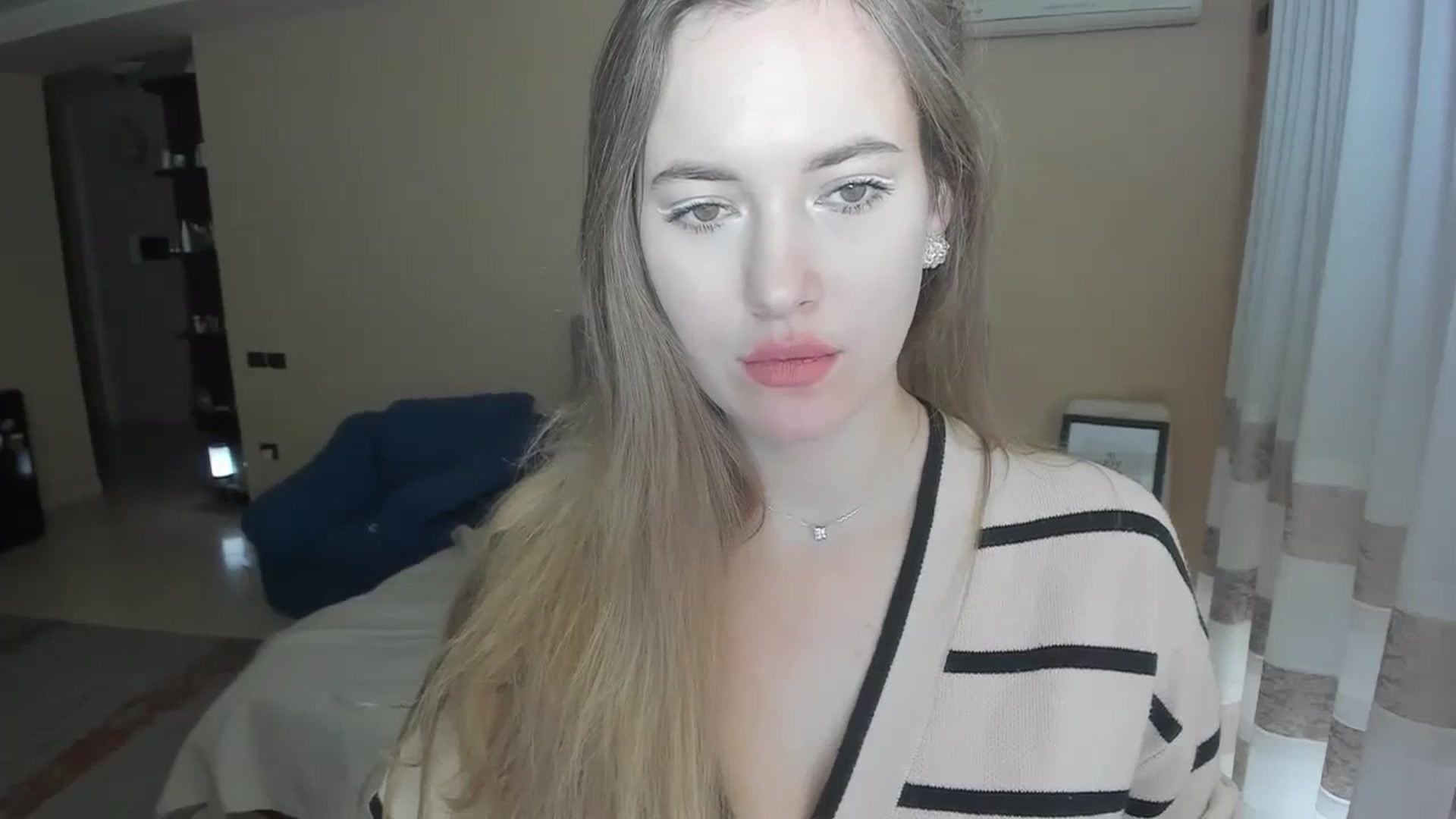 Gallery image thumbnail from SweetBlonde20's myfreecams stream on, 02/05/2024, 14:02 image 7 of 20