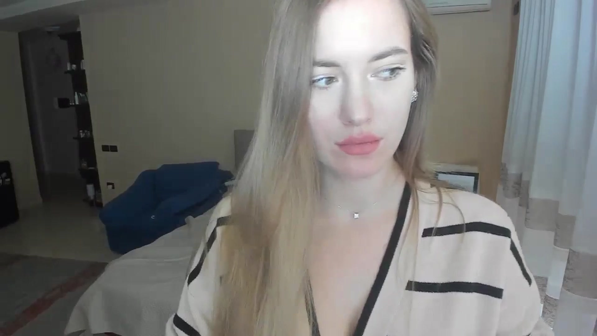 Gallery image thumbnail from SweetBlonde20's myfreecams stream on, 02/05/2024, 14:02 image 2 of 20