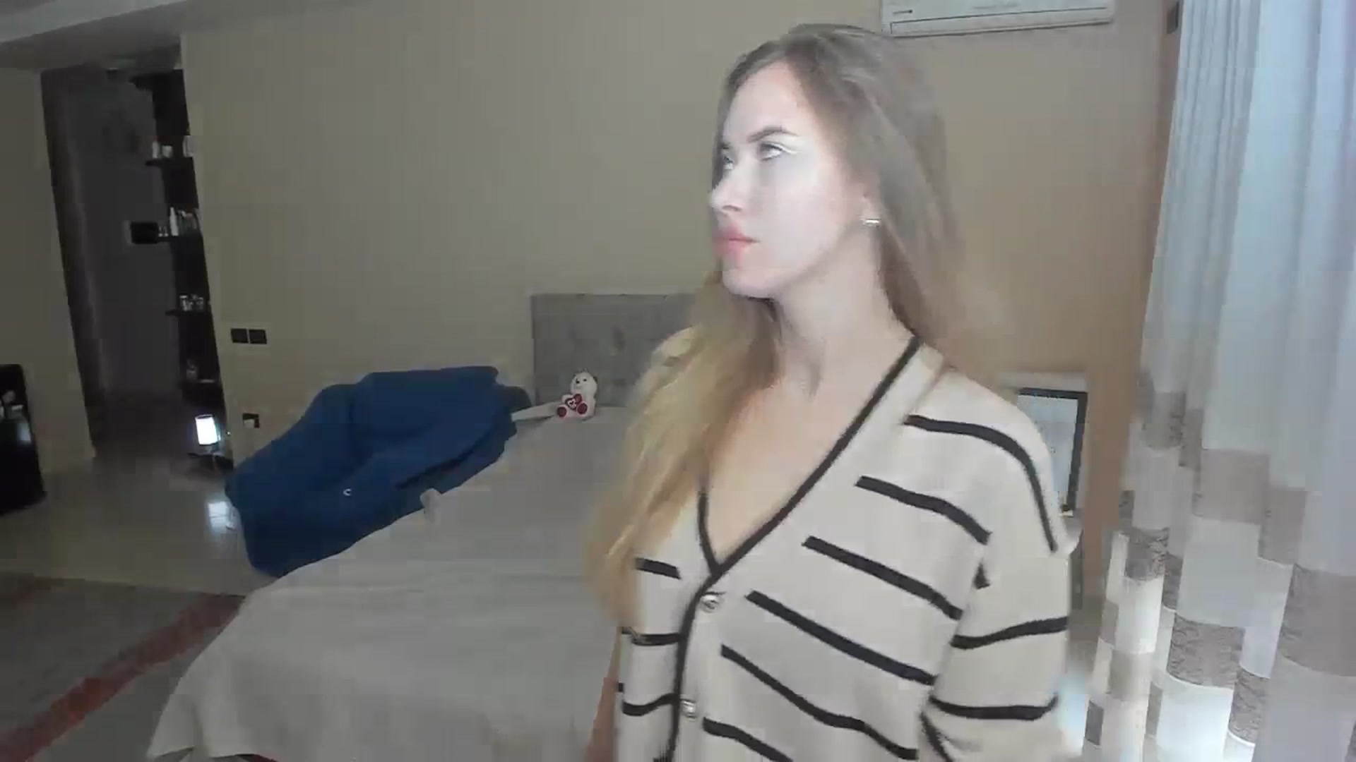 Gallery image thumbnail from SweetBlonde20's myfreecams stream on, 02/05/2024, 14:02 image 8 of 20