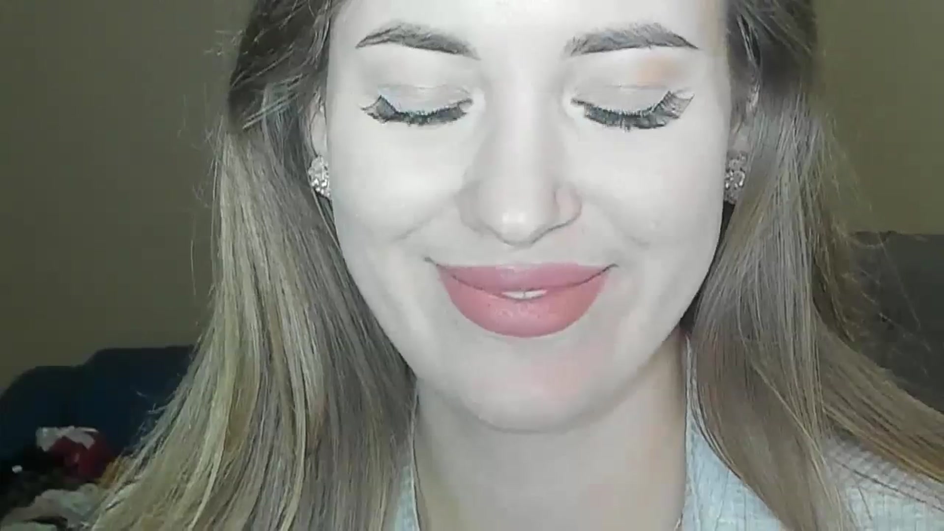 Gallery image thumbnail from SweetBlonde20's myfreecams stream on, 03/10/2024, 20:38 image 15 of 20