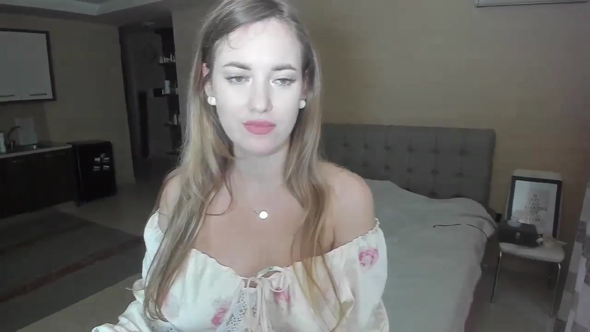 Gallery image thumbnail from SweetBlonde20's myfreecams stream on, 03/14/2024, 16:45 image 19 of 20