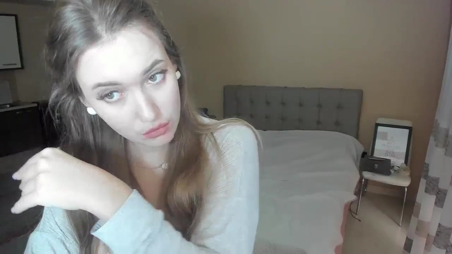 Gallery image thumbnail from SweetBlonde20's myfreecams stream on, 03/17/2024, 17:27 image 6 of 20