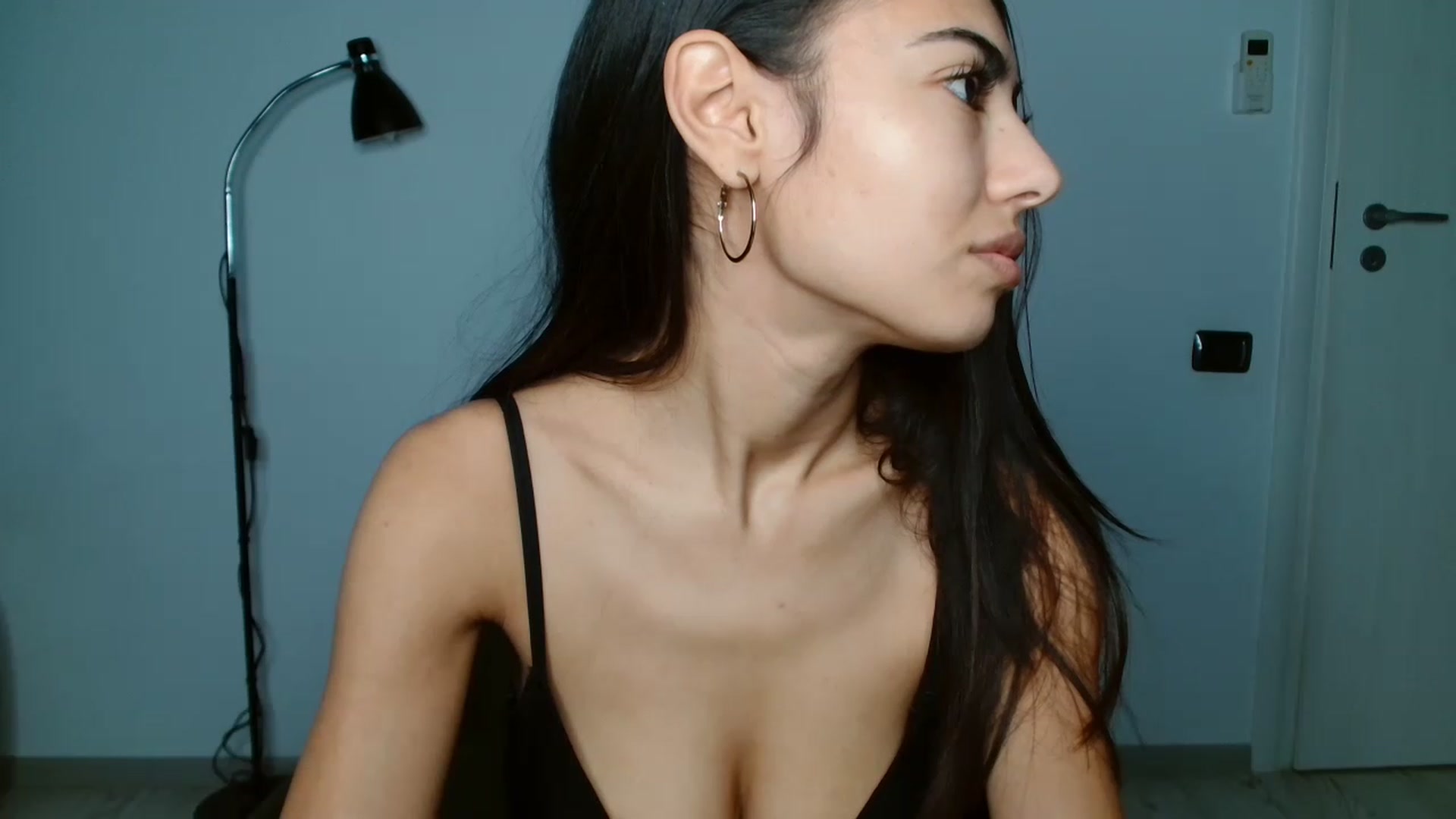 Gallery image thumbnail from SweetBoobs_'s myfreecams stream on, 11/22/2022, 11:13 image 10 of 20