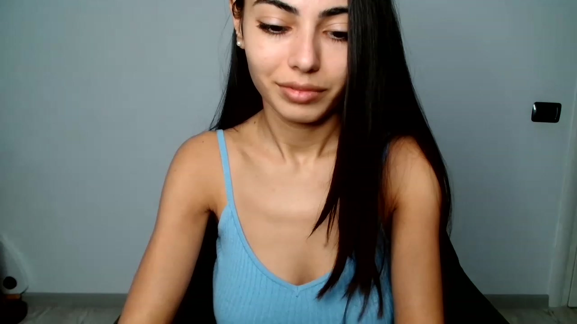 Gallery image thumbnail from SweetBoobs_'s myfreecams stream on, 12/29/2022, 19:47 image 12 of 20