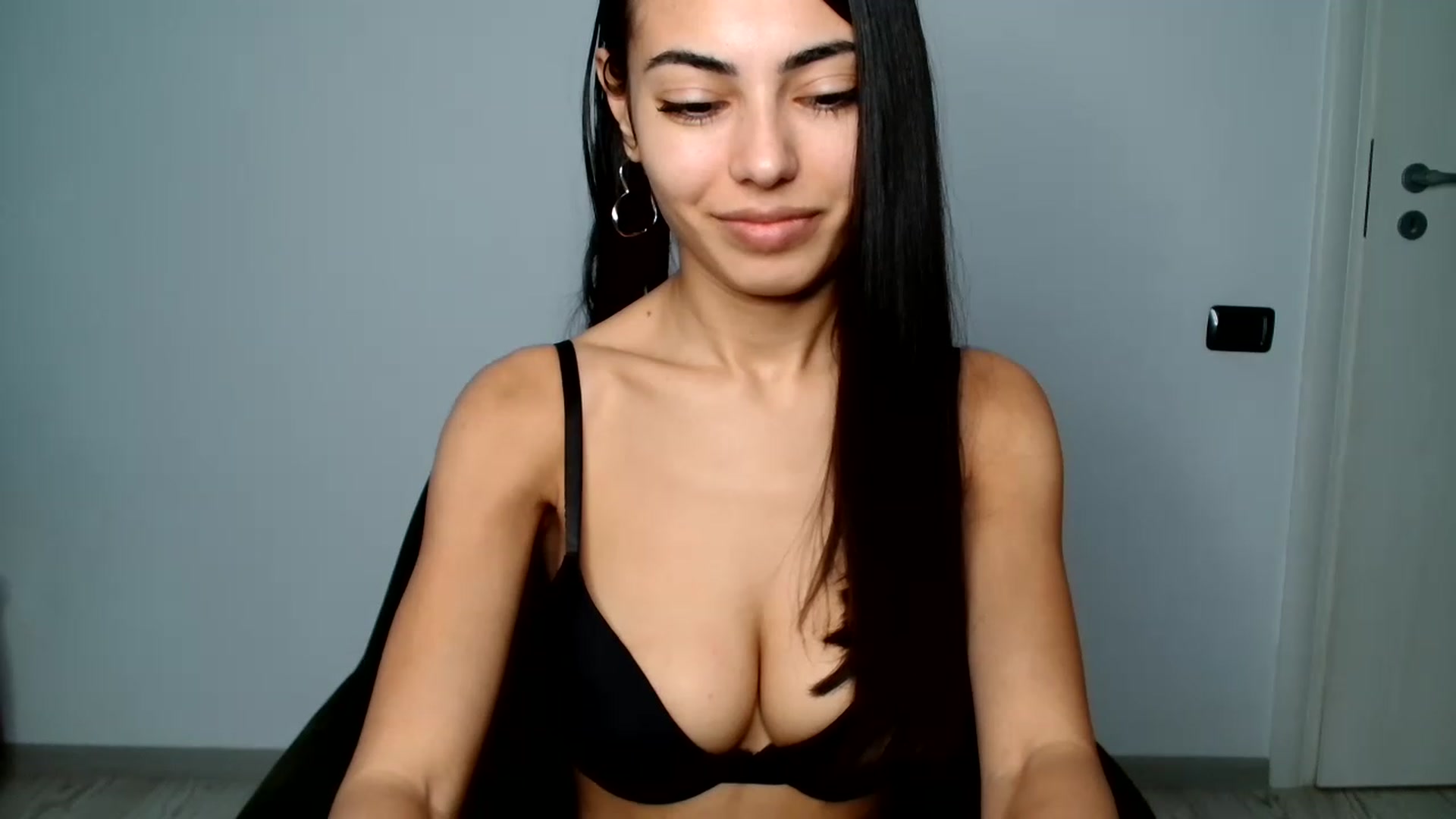 Gallery image thumbnail from SweetBoobs_'s myfreecams stream on, 01/13/2023, 12:01 image 20 of 20