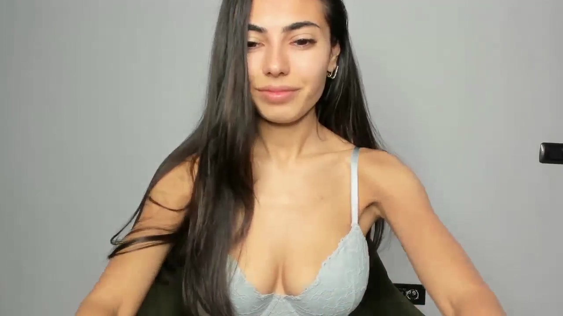 Gallery image thumbnail from SweetBoobs_'s myfreecams stream on, 05/13/2024, 19:28 image 2 of 20