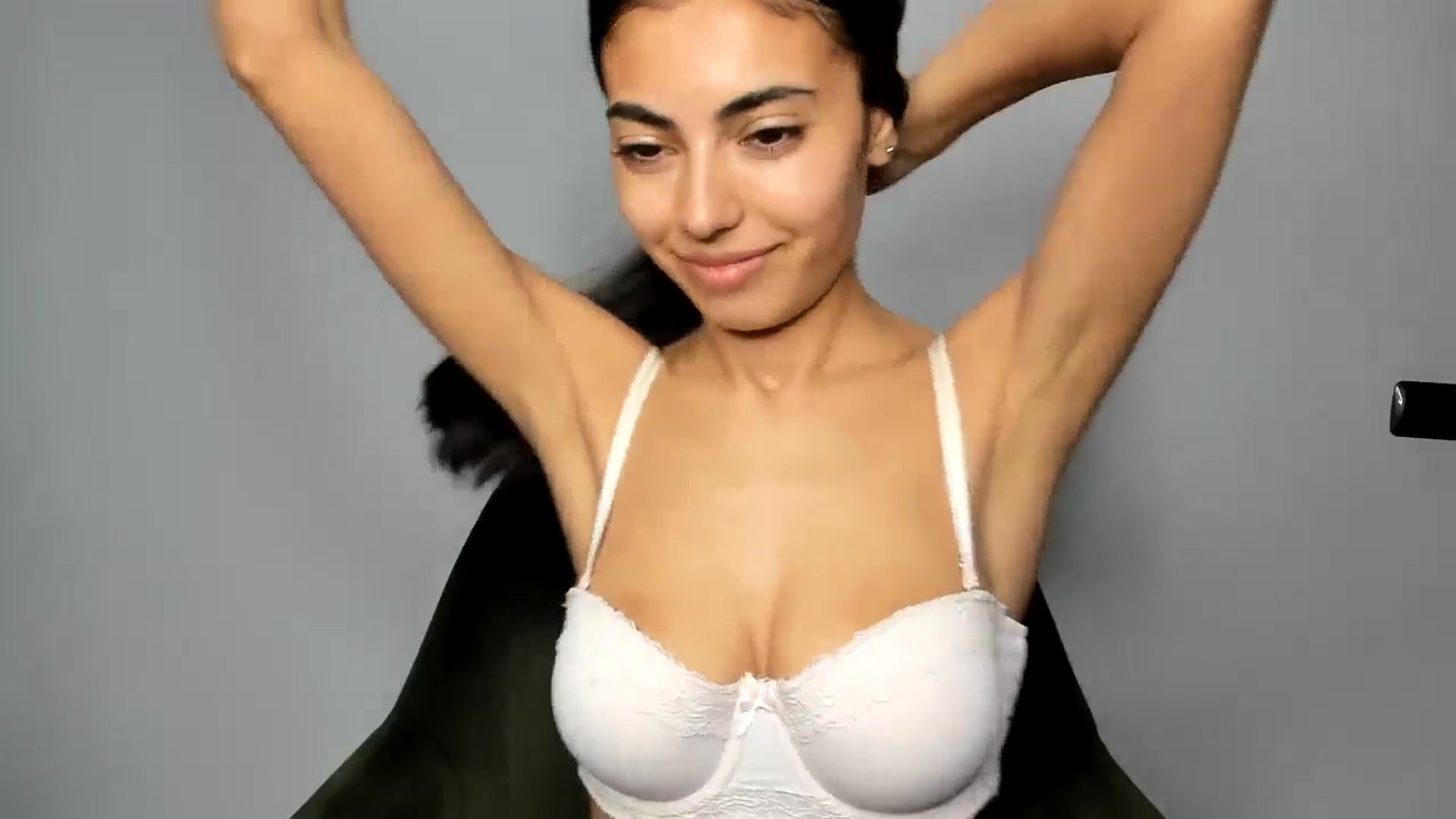 Gallery image thumbnail from SweetBoobs_'s myfreecams stream on, 06/06/2024, 19:46 image 10 of 20