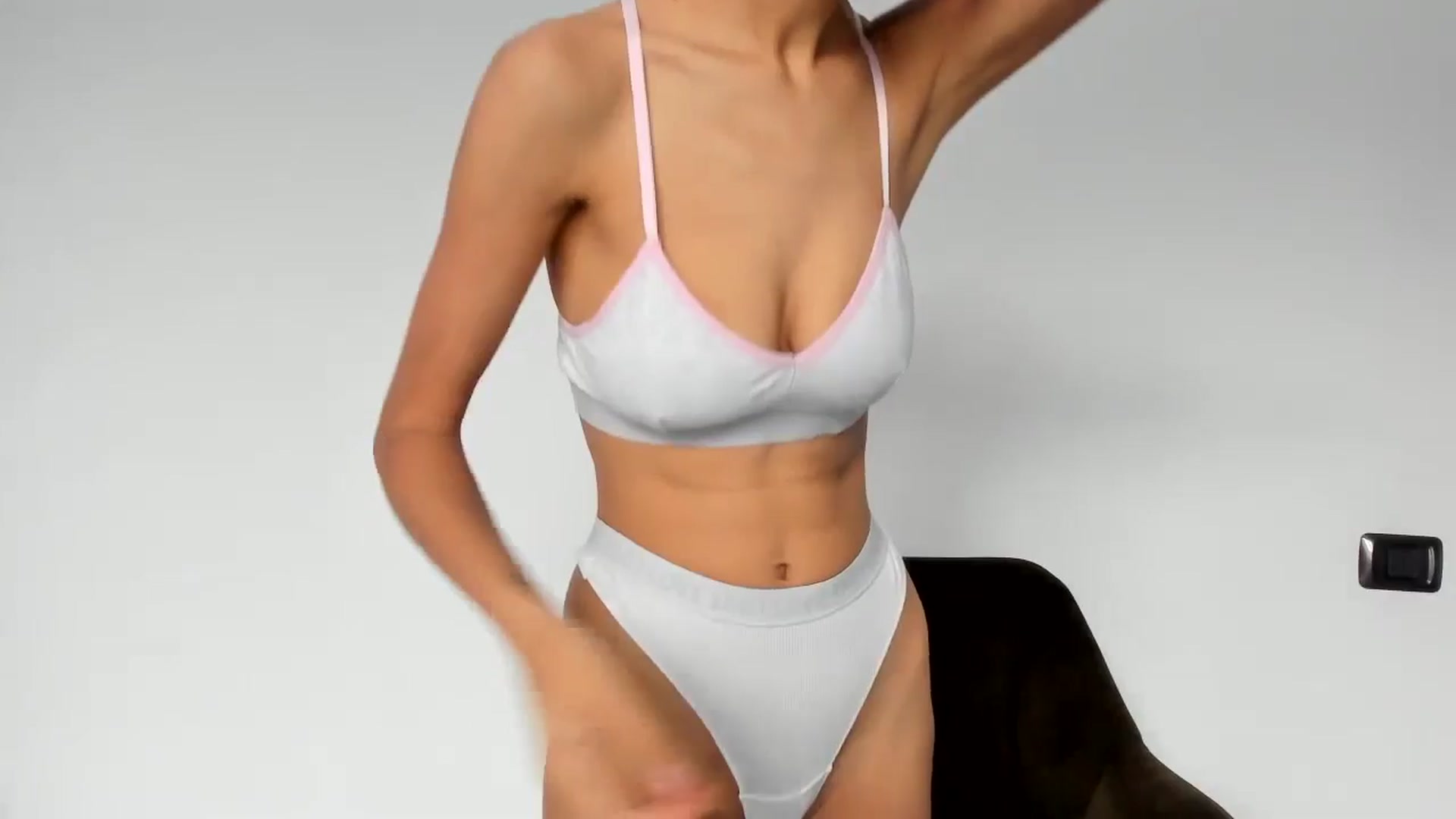 Gallery image thumbnail from SweetBoobs_'s myfreecams stream on, 06/27/2024, 17:36 image 18 of 20