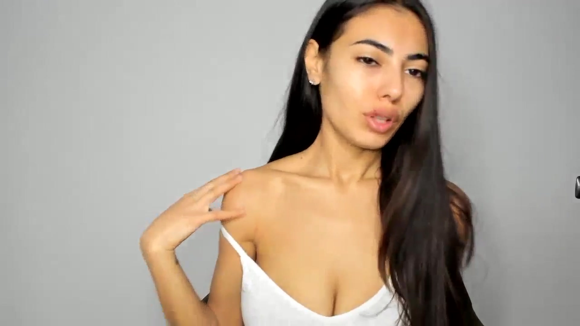 Gallery image thumbnail from SweetBoobs_'s myfreecams stream on, 11/10/2024, 10:43 image 3 of 20