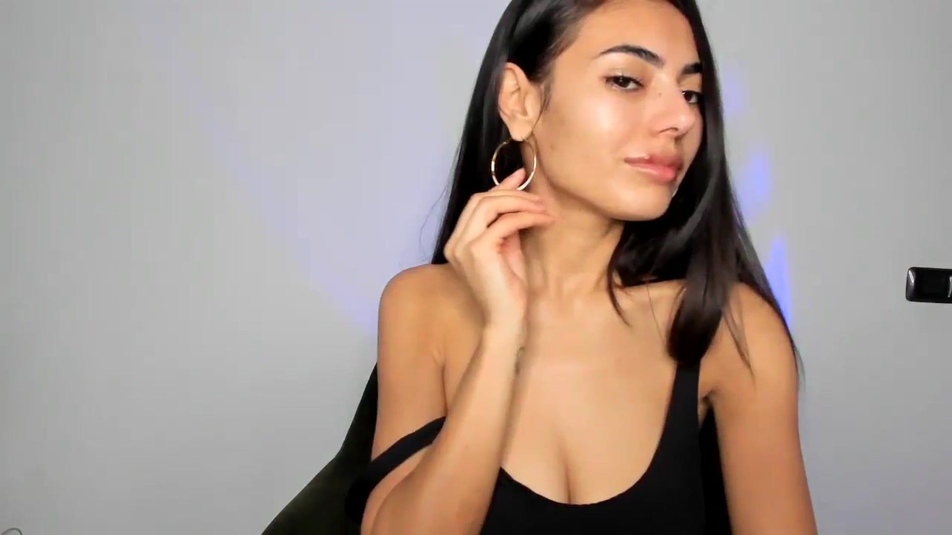 Gallery image thumbnail from SweetBoobs_'s myfreecams stream on, 11/10/2024, 19:21 image 7 of 20