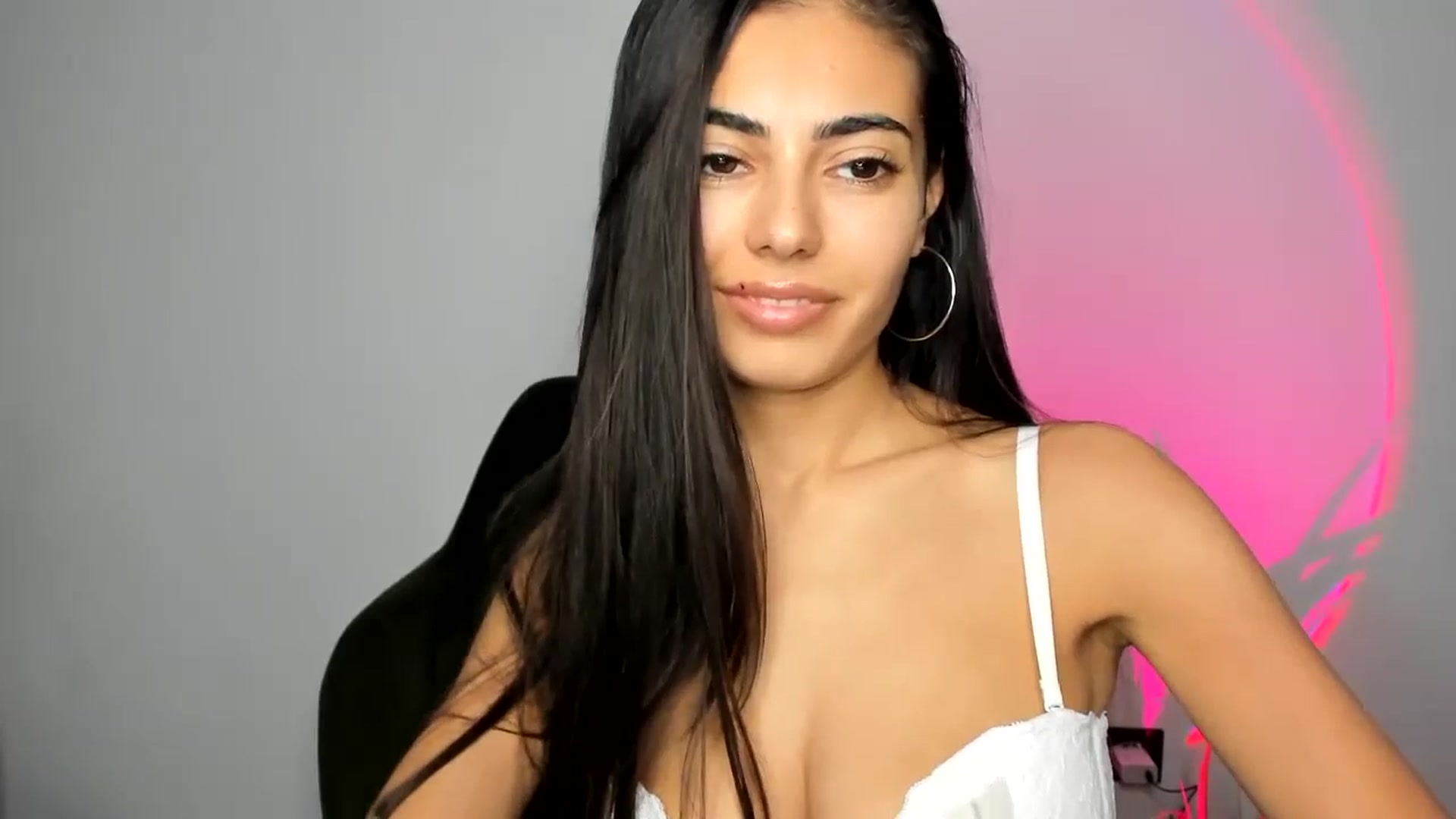 Gallery image thumbnail from SweetBoobs_'s myfreecams stream on, 11/12/2024, 20:33 image 15 of 20