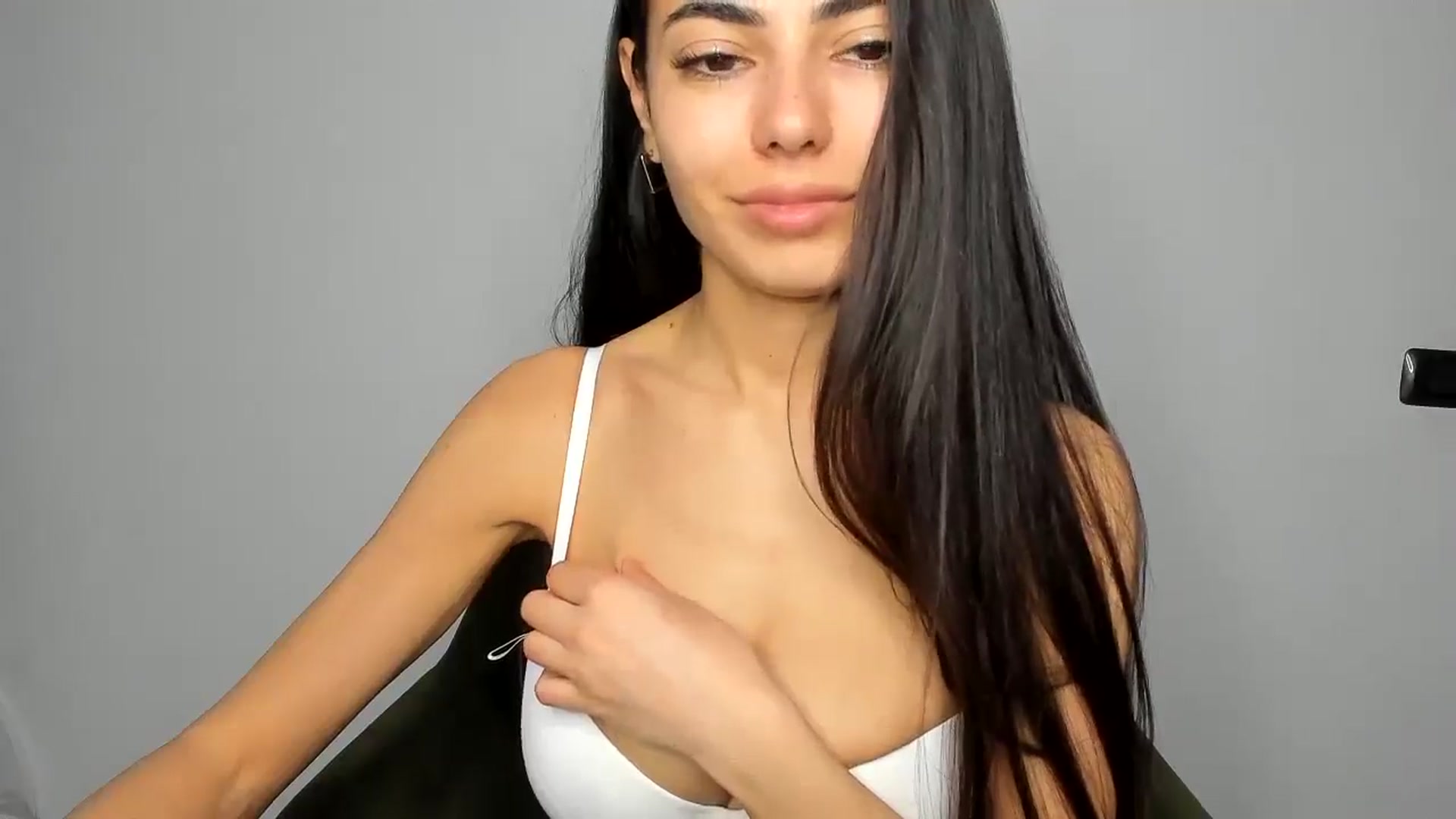 Gallery image thumbnail from SweetBoobs_'s myfreecams stream on, 03/27/2025, 18:57 image 10 of 20