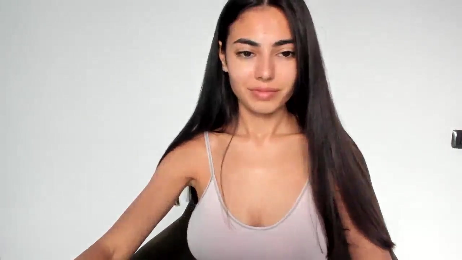 Gallery image thumbnail from SweetBoobs_'s myfreecams stream on, 06/26/2025, 17:57 image 4 of 20