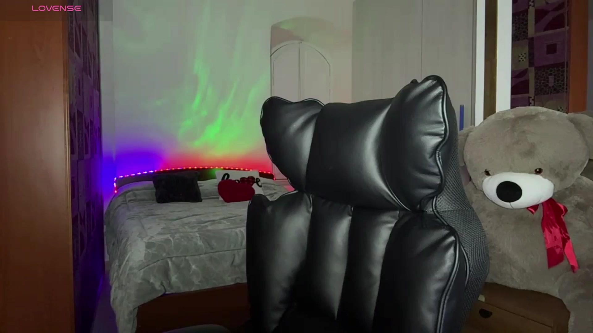 Gallery image thumbnail from SweetCherryyN's myfreecams stream on, 10/25/2025, 20:58 image 13 of 20