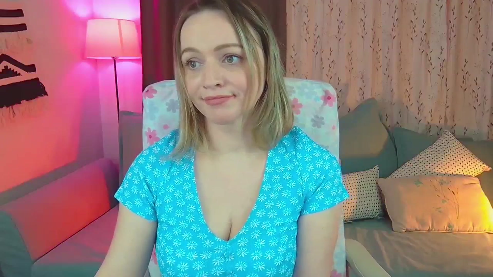 Gallery image thumbnail from SweetDazzle's myfreecams stream on, 03/04/2024, 11:30 image 11 of 20