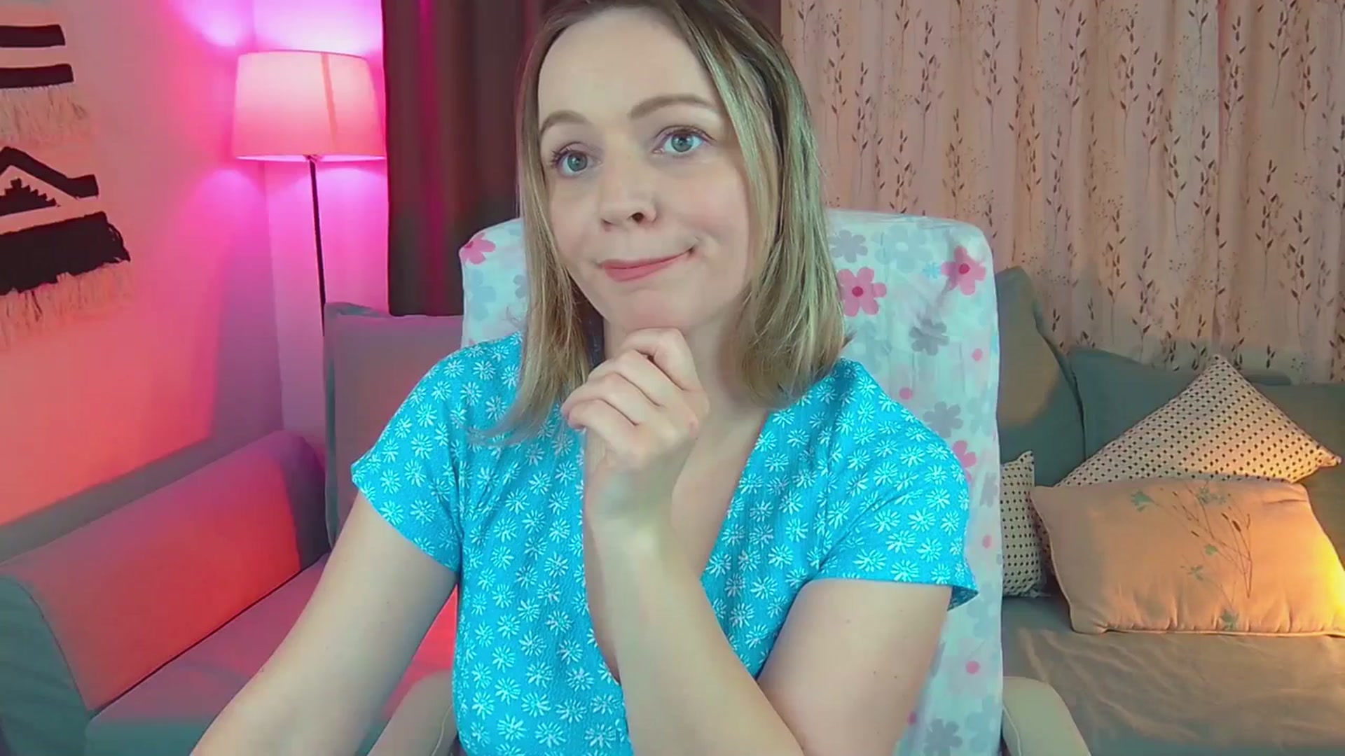 Gallery image thumbnail from SweetDazzle's myfreecams stream on, 03/04/2024, 11:30 image 10 of 20