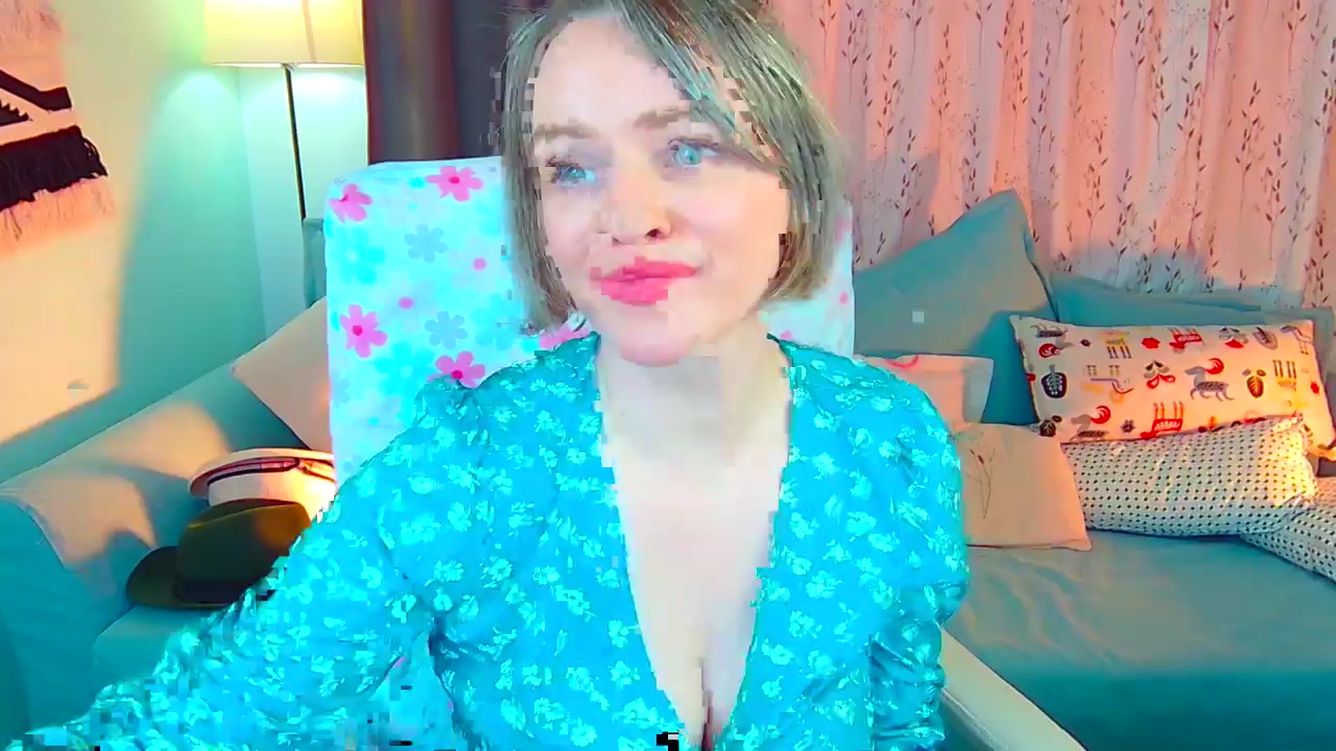 Gallery image thumbnail from SweetDazzle's myfreecams stream on, 04/04/2024, 10:36 image 3 of 20