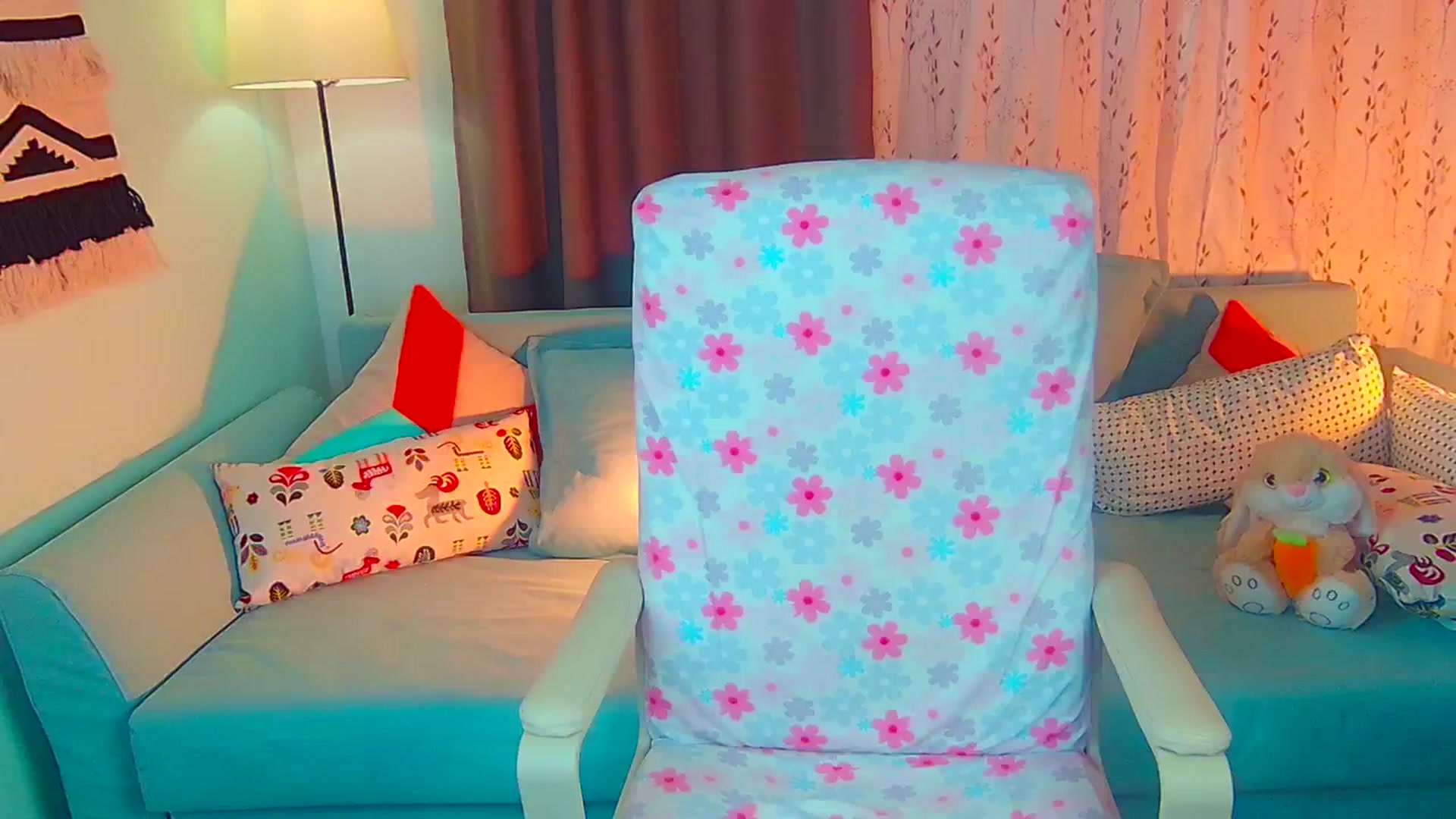 Gallery image thumbnail from SweetDazzle's myfreecams stream on, 05/30/2024, 11:28 image 7 of 20
