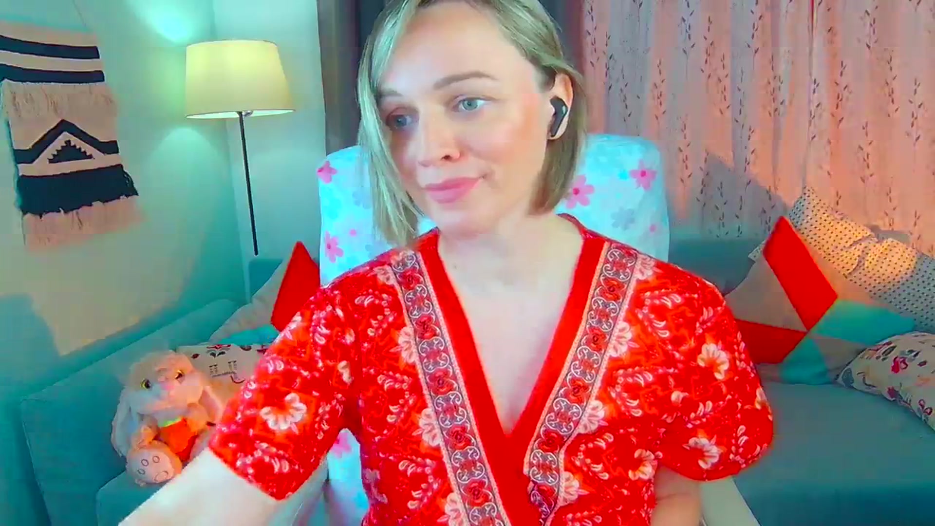 Gallery image thumbnail from SweetDazzle's myfreecams stream on, 06/08/2024, 12:44 image 18 of 20