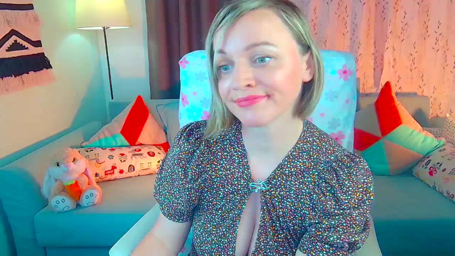 Gallery image thumbnail from SweetDazzle's myfreecams stream on, 06/11/2024, 10:03 image 12 of 20