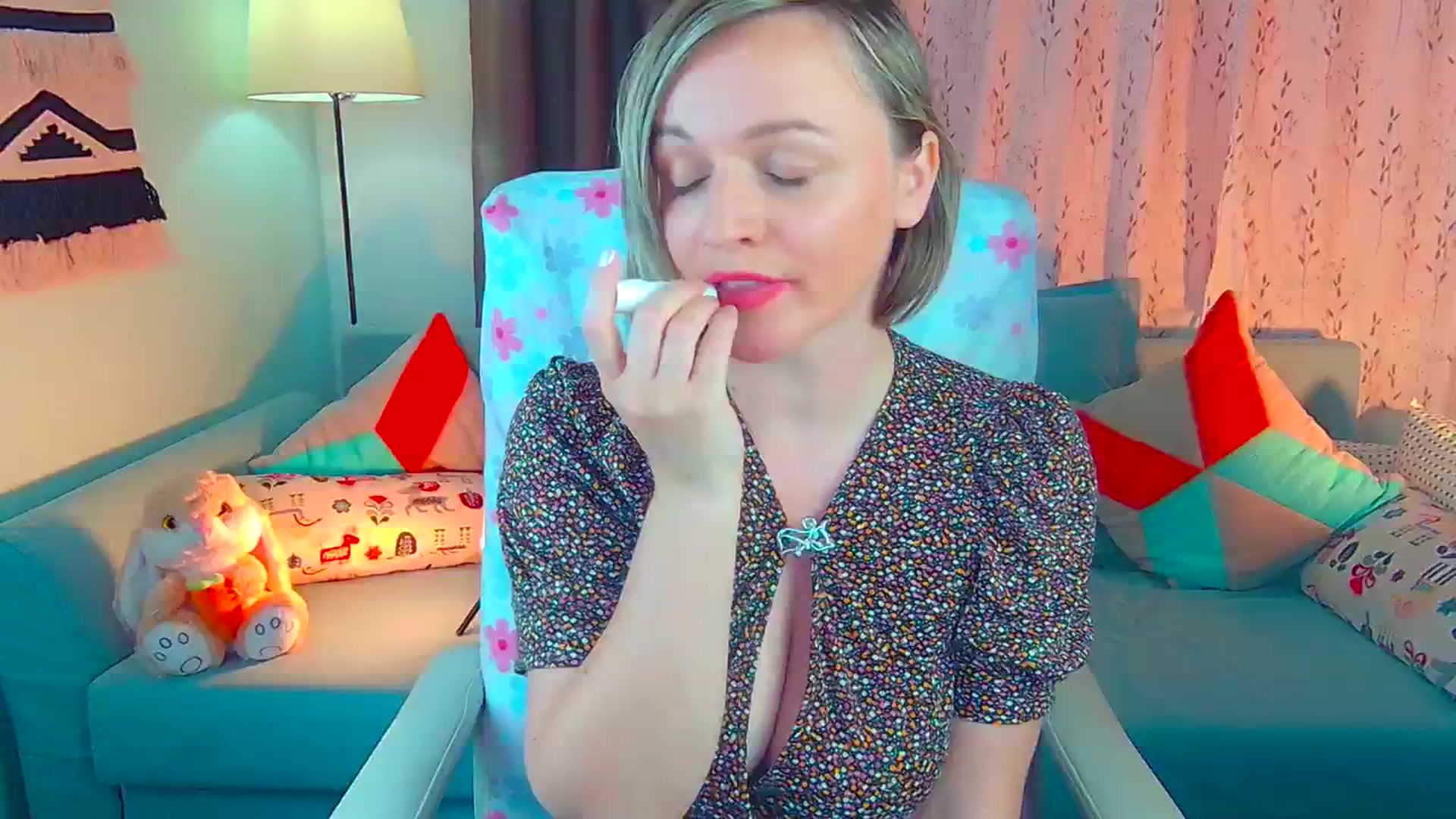Gallery image thumbnail from SweetDazzle's myfreecams stream on, 06/11/2024, 12:28 image 6 of 20
