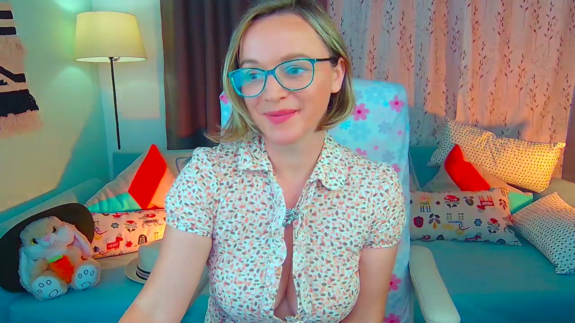 Gallery image thumbnail from SweetDazzle's myfreecams stream on, 07/02/2024, 17:11 image 15 of 20