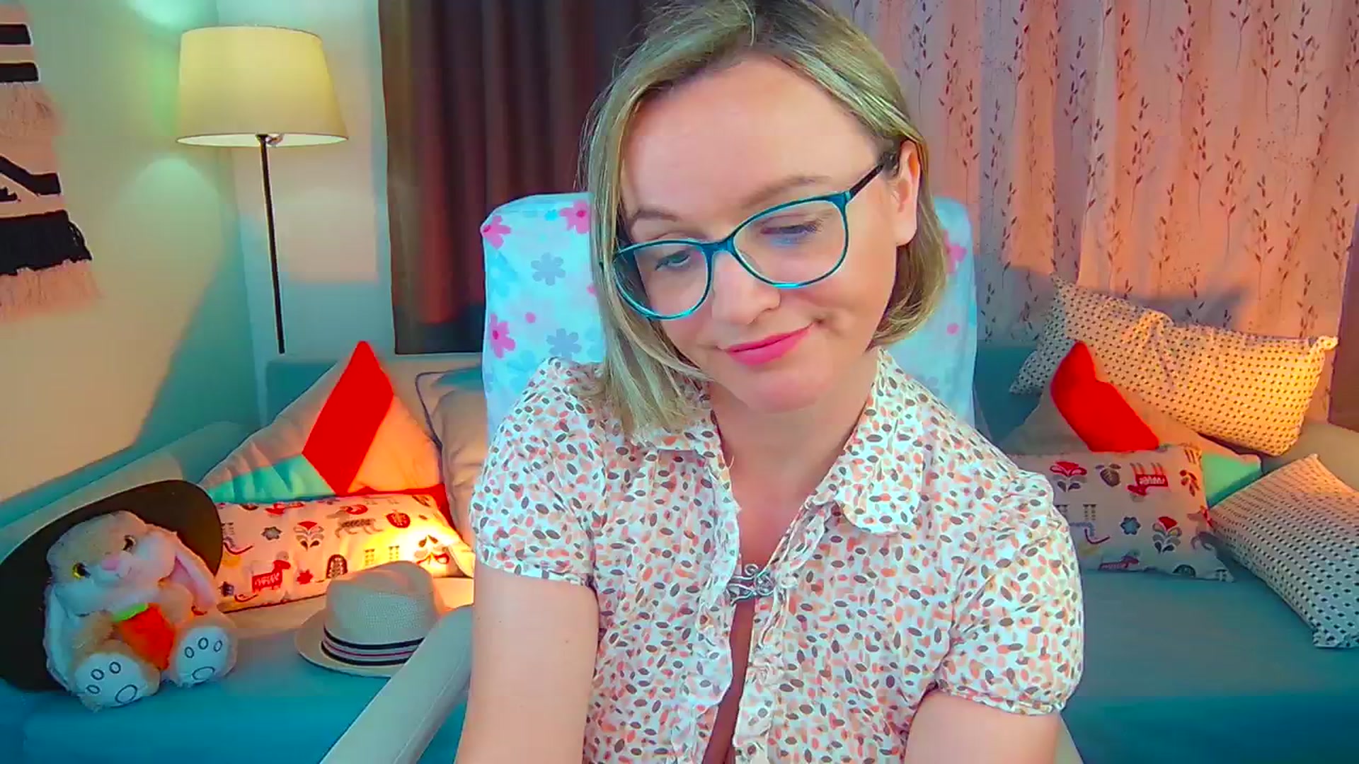 Gallery image thumbnail from SweetDazzle's myfreecams stream on, 07/02/2024, 17:11 image 1 of 20