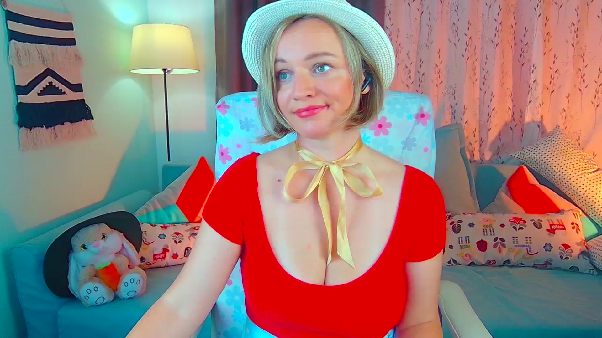 Gallery image thumbnail from SweetDazzle's myfreecams stream on, 07/03/2024, 09:19 image 10 of 20
