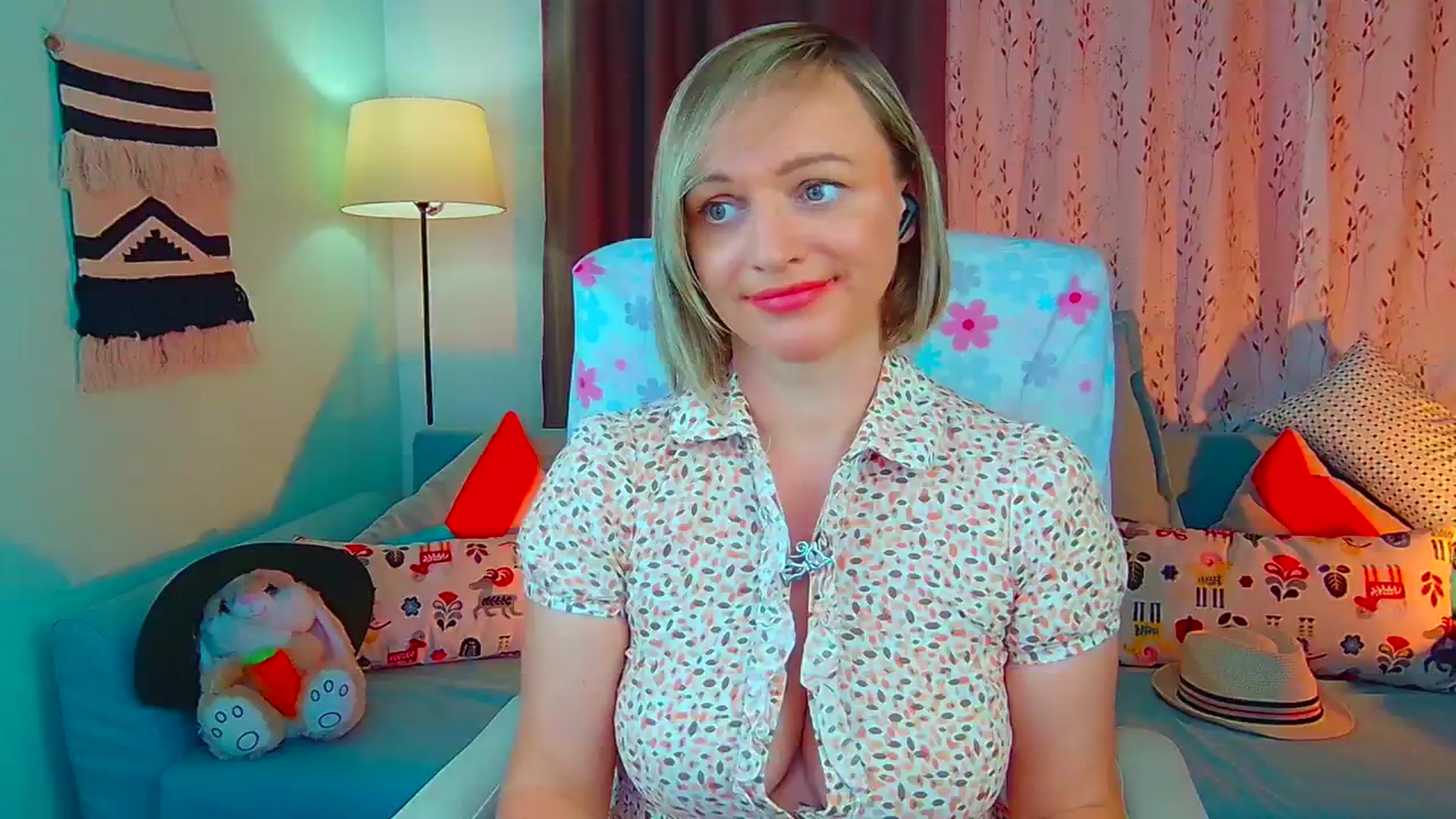Gallery image thumbnail from SweetDazzle's myfreecams stream on, 07/05/2024, 13:32 image 7 of 20